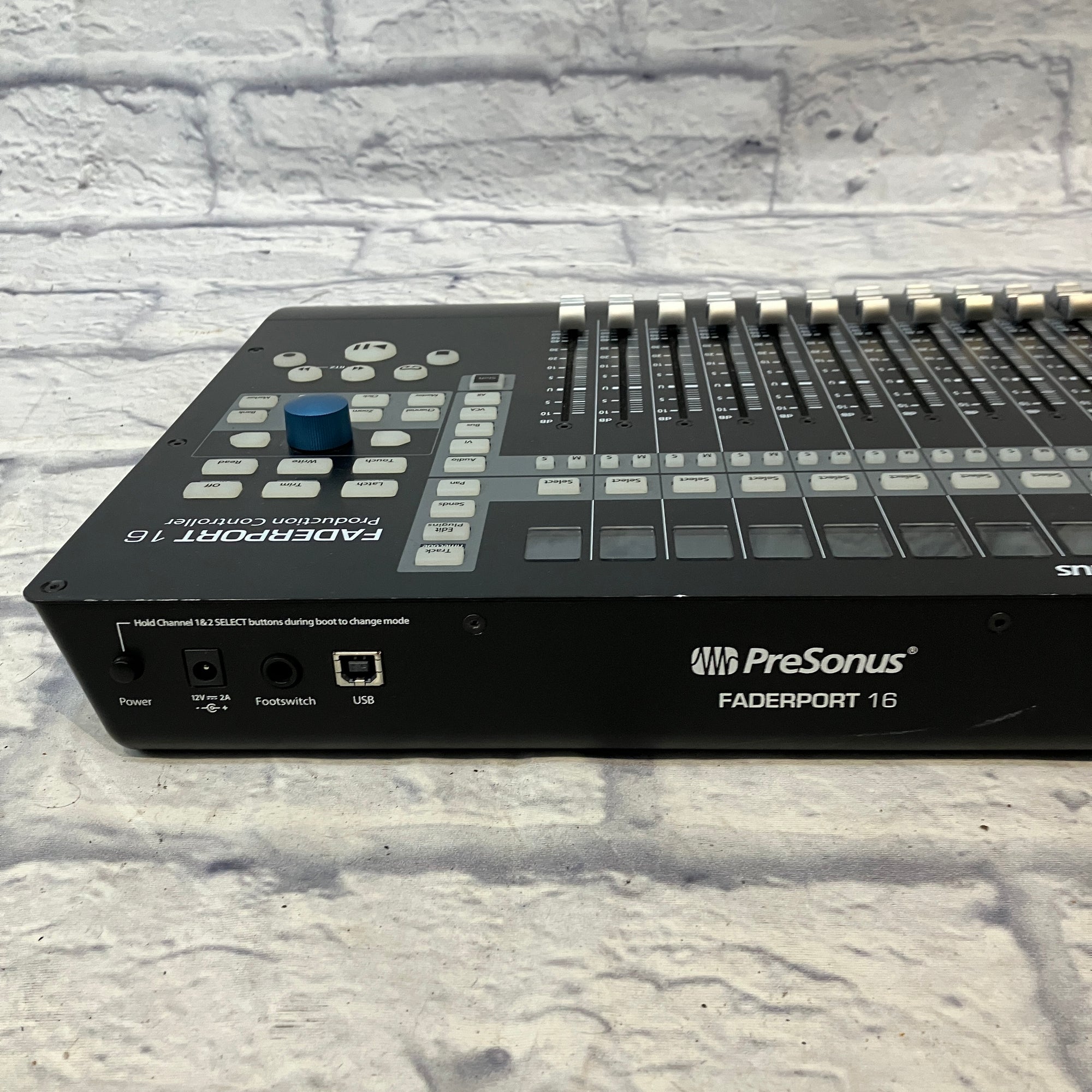 Presonus Faderport 16 USB DAW Control Surface - Evolution Music