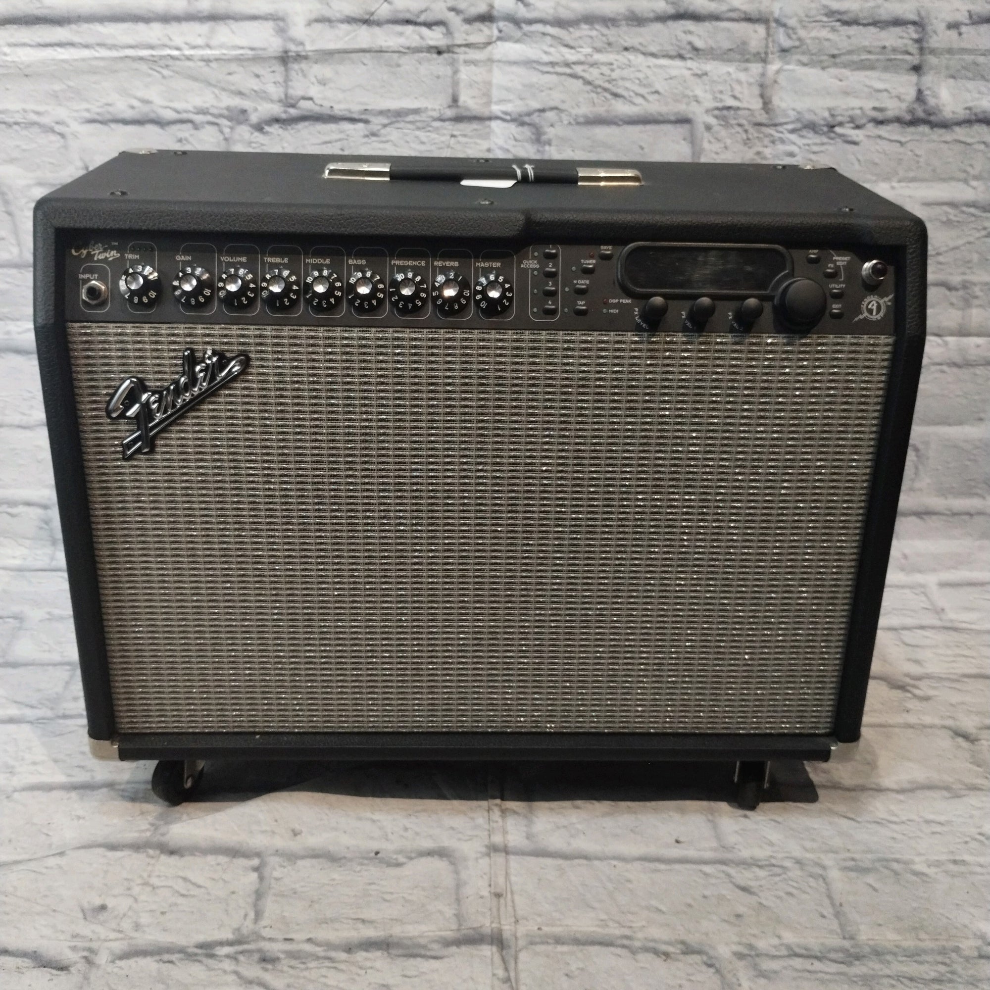 Fender Cyber Twin Combo Amp with Cover and 4-Button Footswitch Guitar Combo Amp
