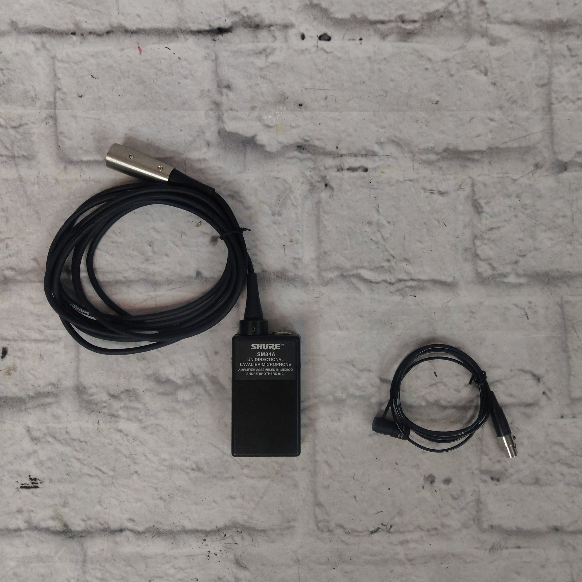 Shure SM84A Wireless Lavalier Microphone System