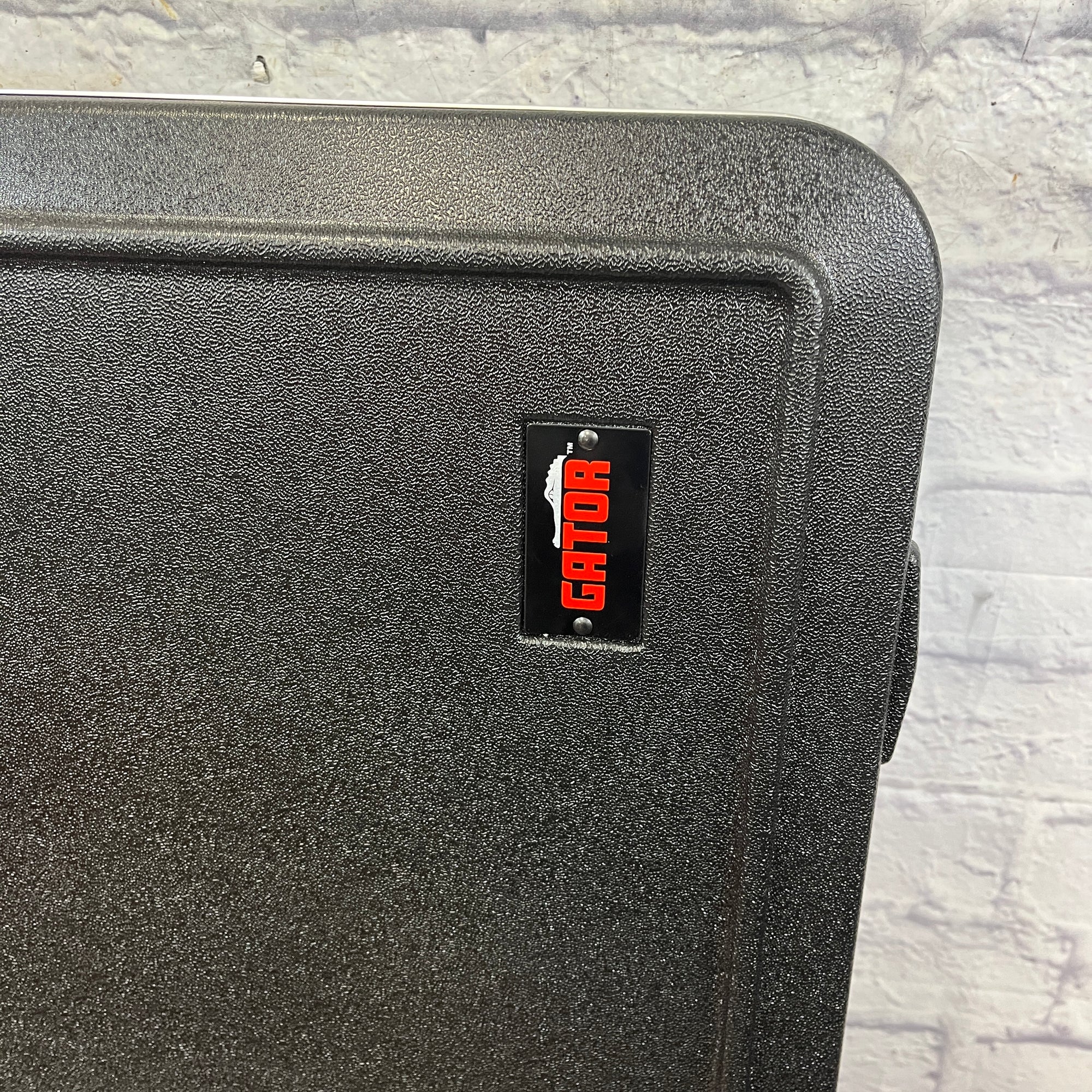Gator Bass Hard Case