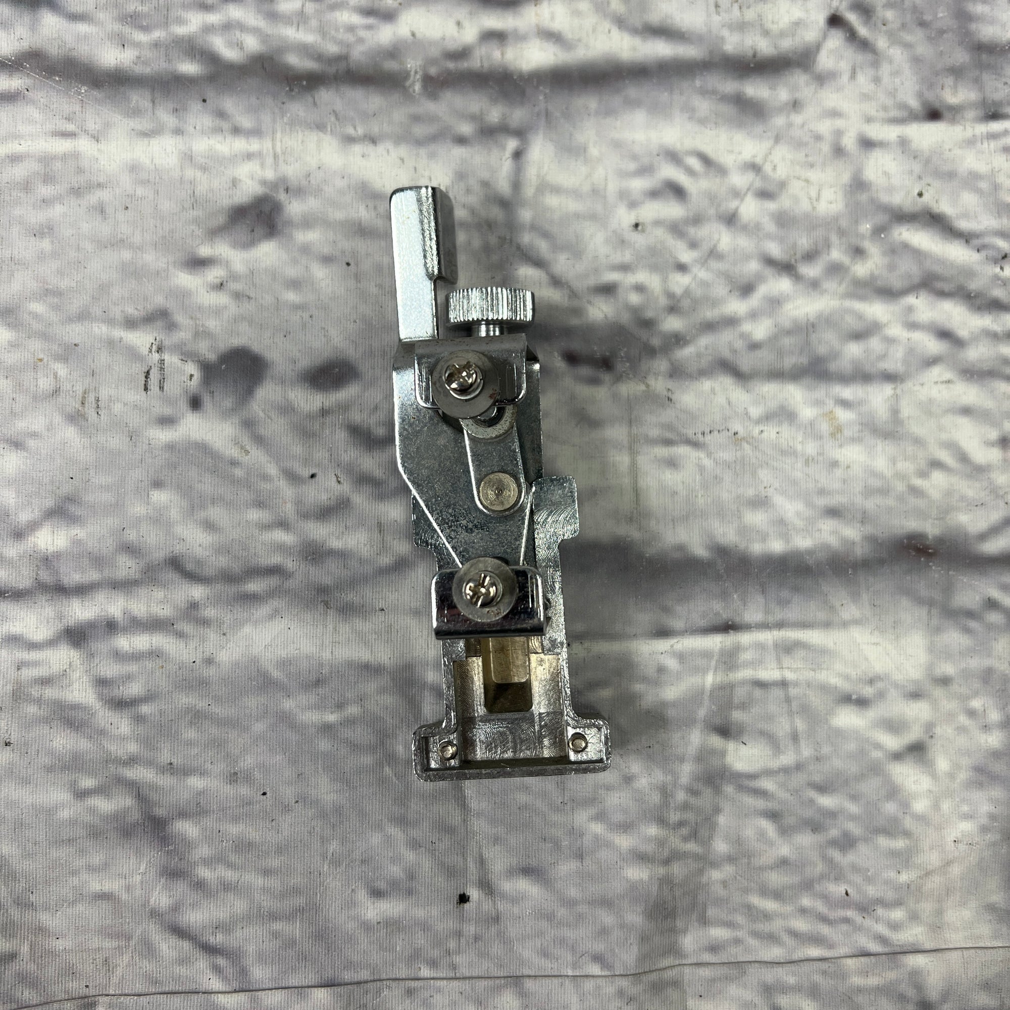 Unknown Snare Drum Throw Off