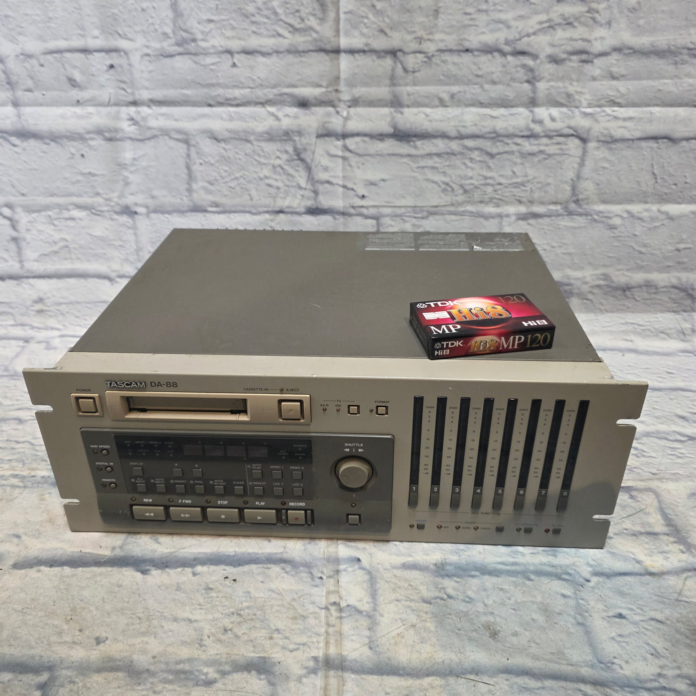 Tascam DA-88 Cassette Recorder (Medium)