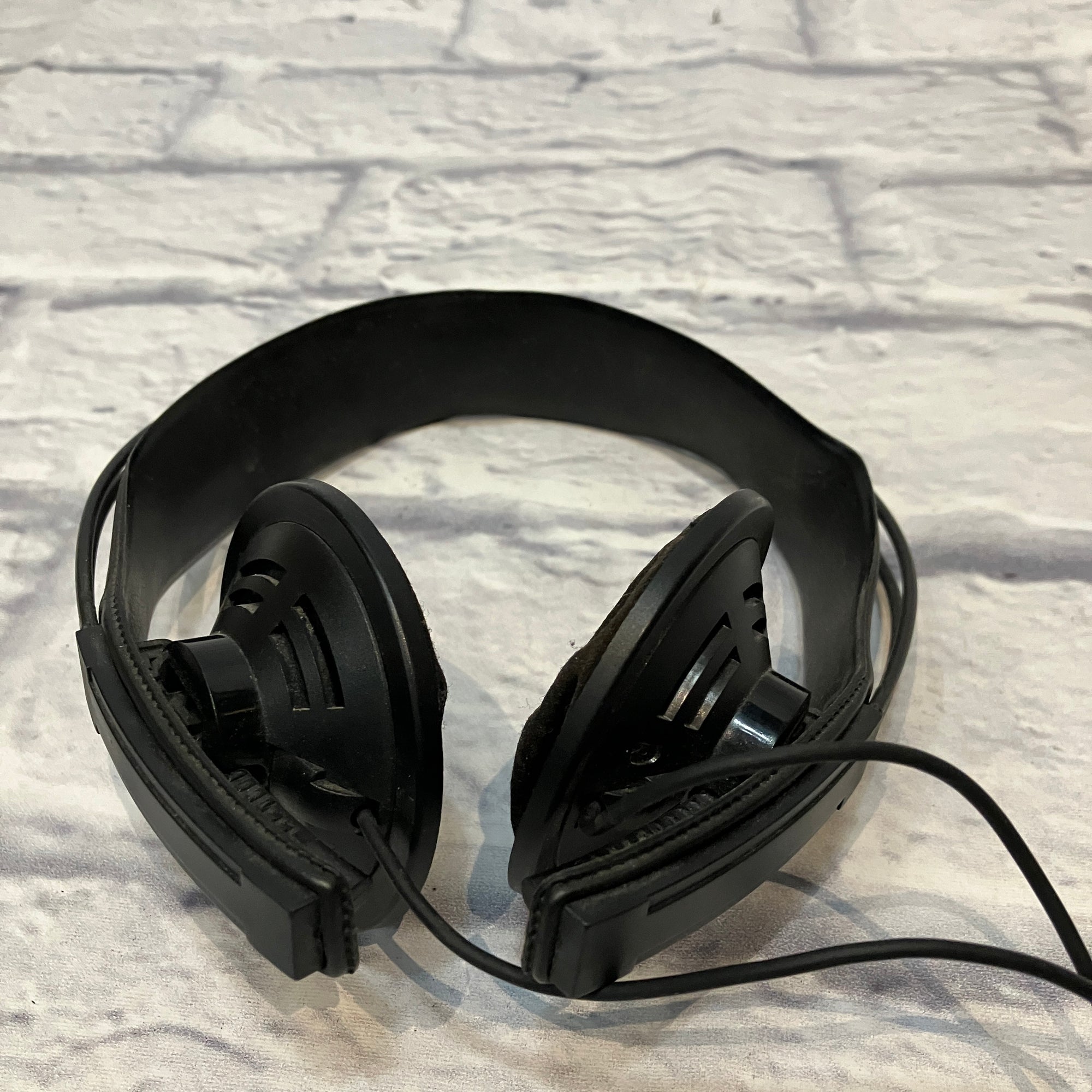 AKG K130 Headphones