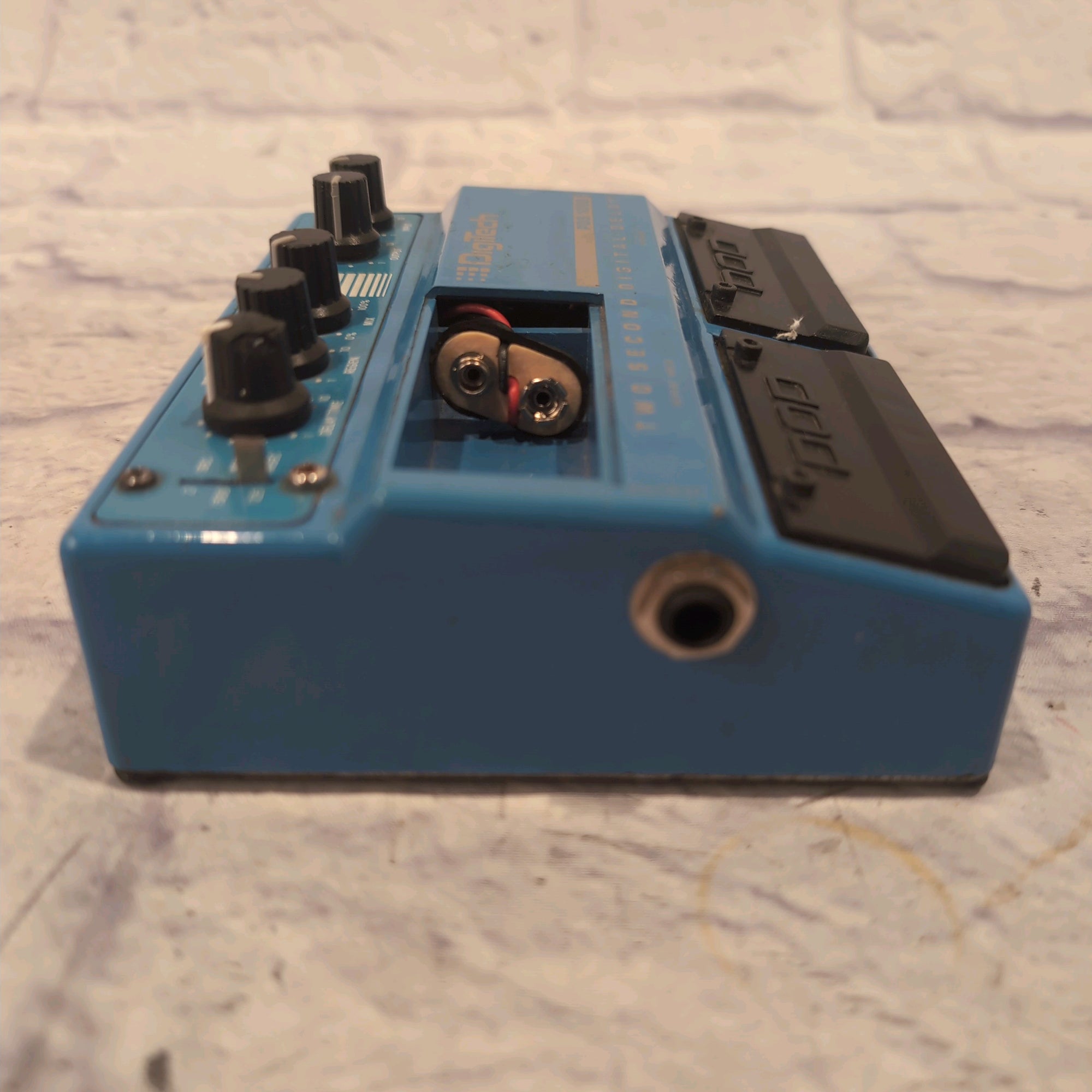 DigiTech PDS 1002 Two Second Digital Delay Guitar Effect Pedal