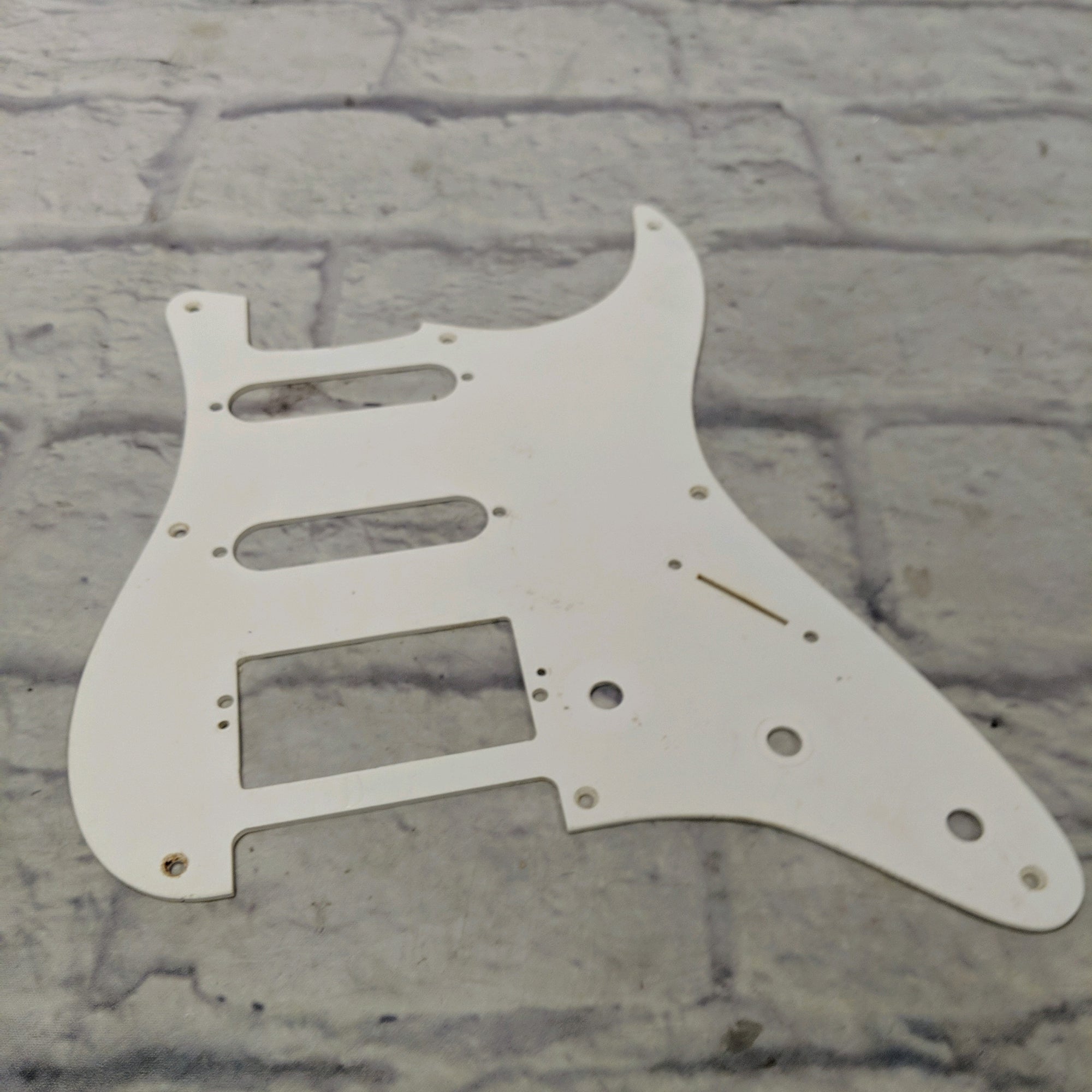 Unknown Flat White Strat 11 Hole Pickguard Pickguard