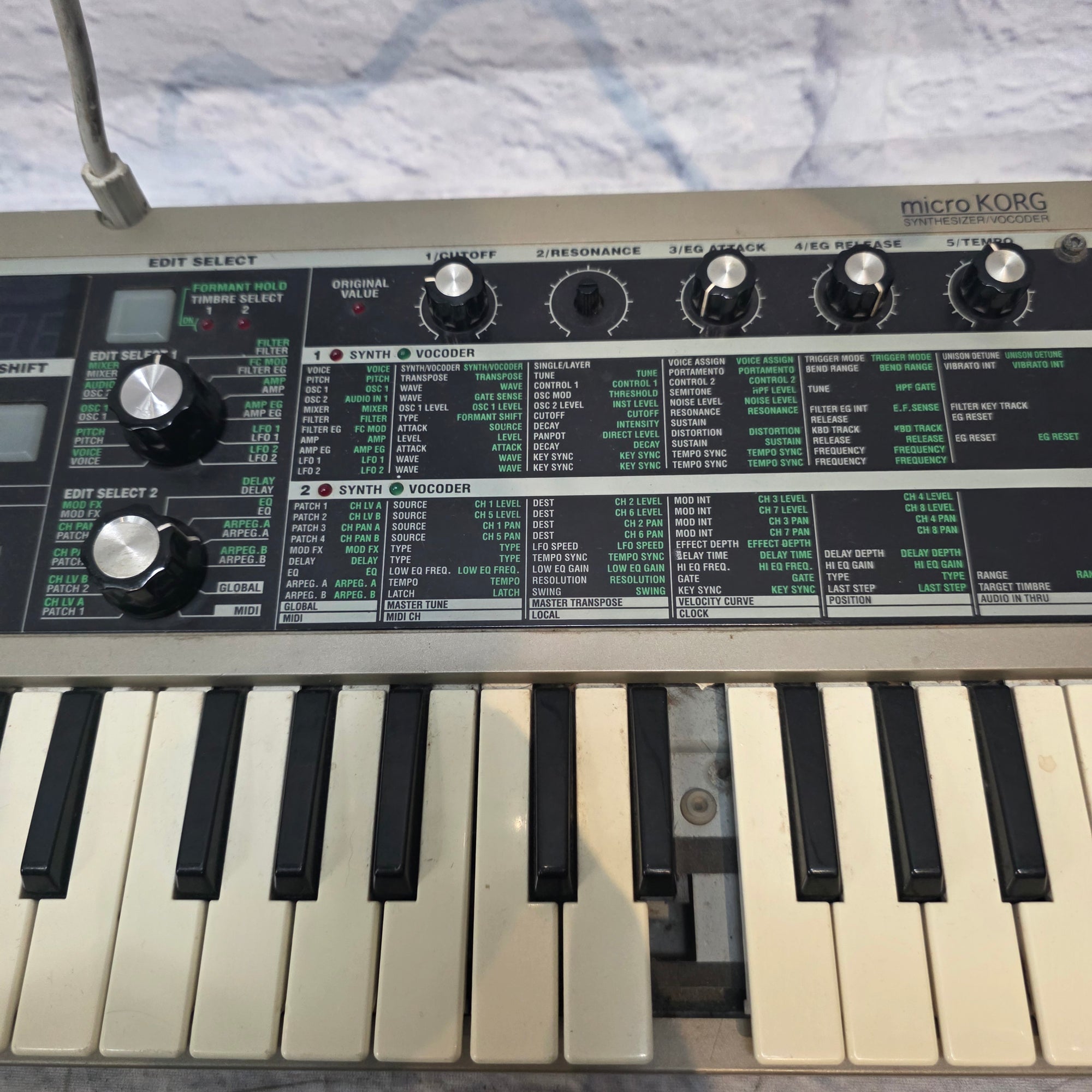 Korg MicroKorg With Microphone Analog Synth