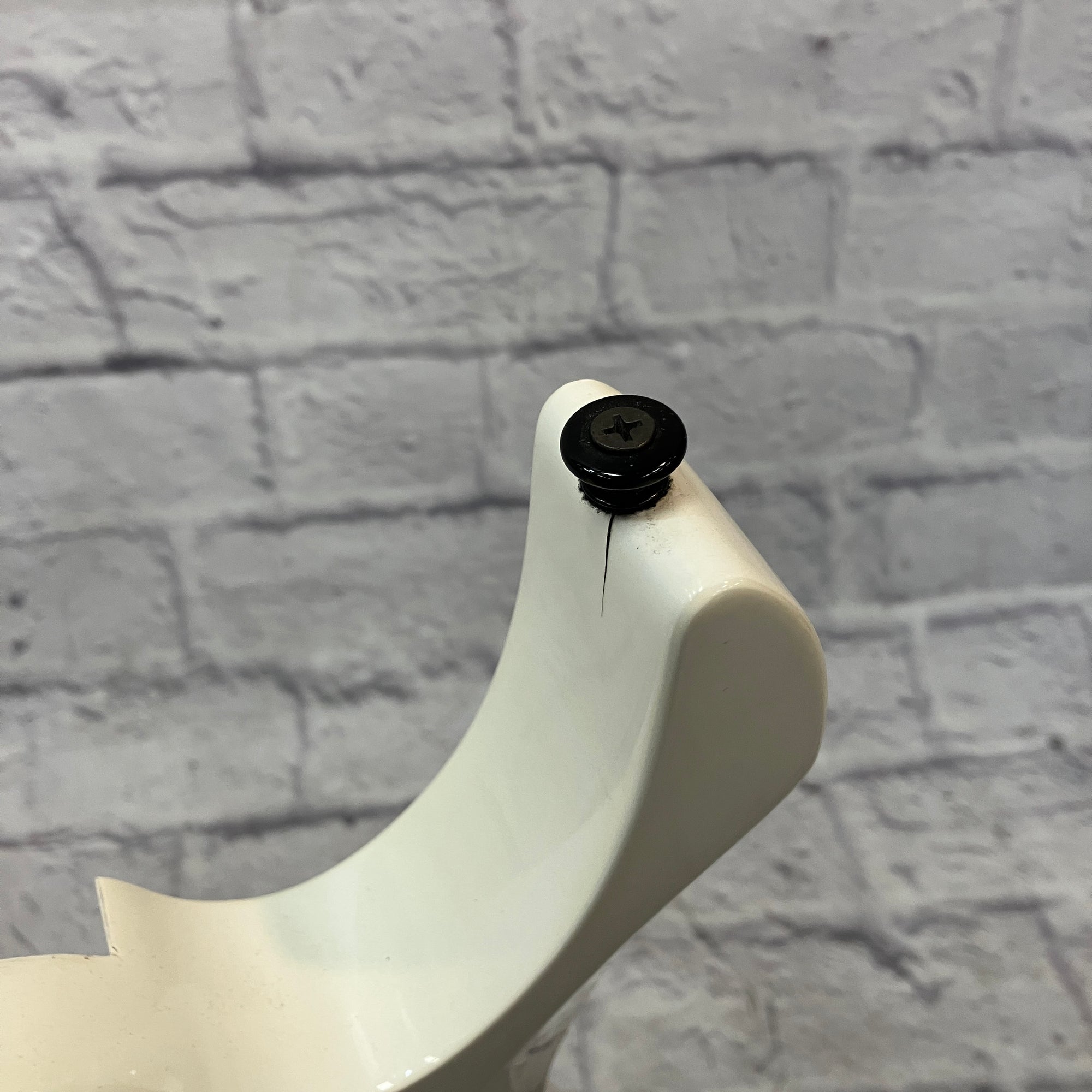 Unknown Cream Stratocaster Styled Electric Guitar Body