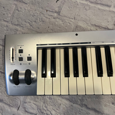 M-Audio Keystudio 49 49-Key USB MIDI Controller