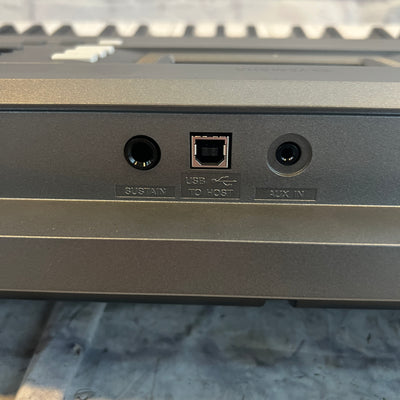 Yamaha PSR-E353 61-Key Electronic Keyboard