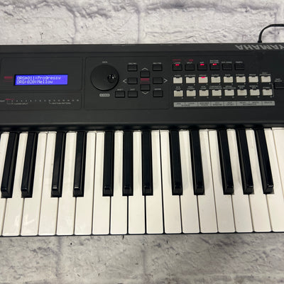 Yamaha MX49 49-Key Synthesizer with Power Supply