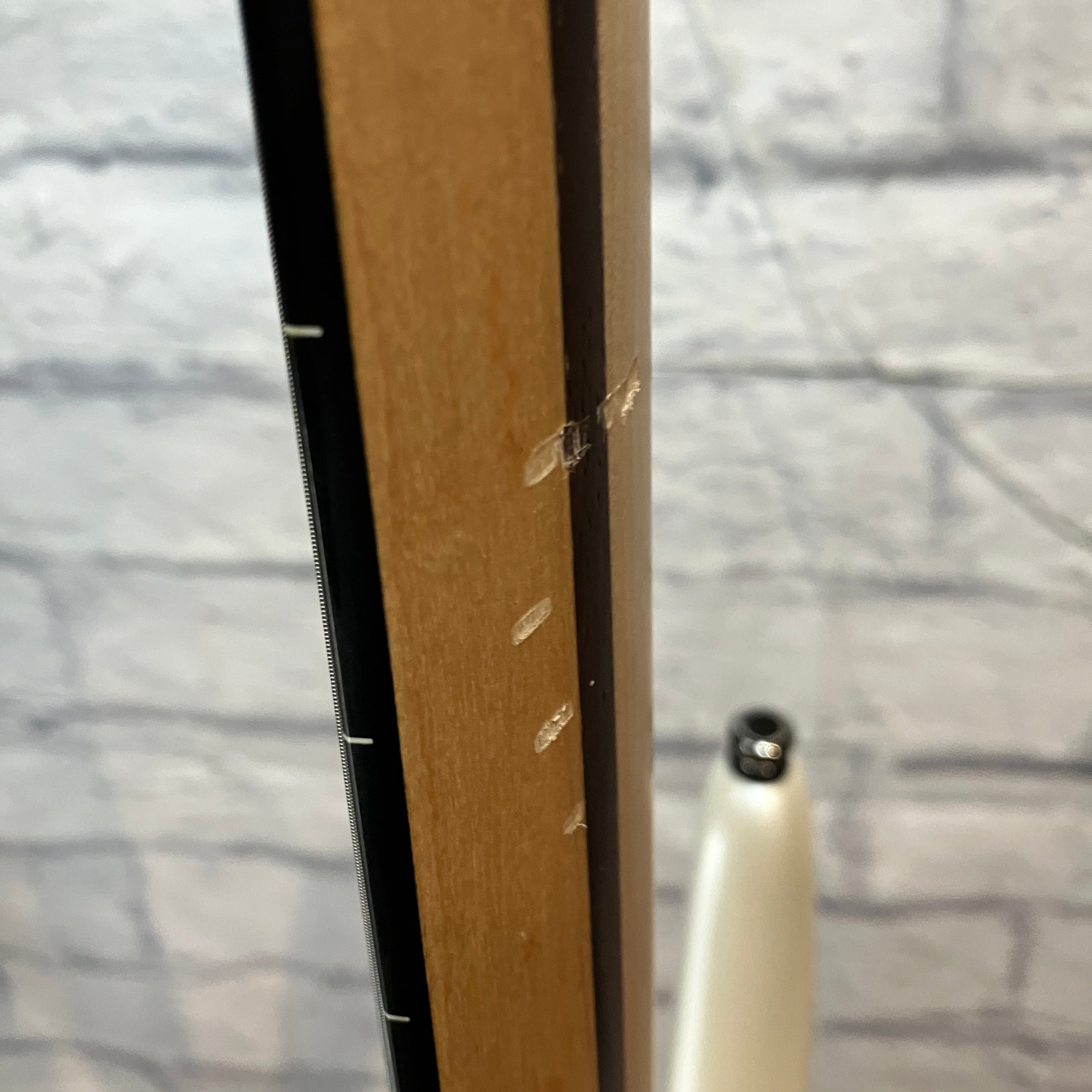 Ibanez Soundgear SR305F Fretless 5-string Electric Bass - Pearl White