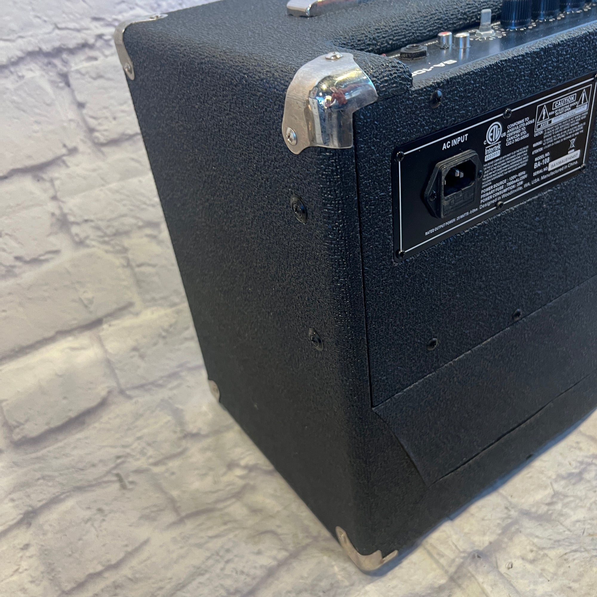 Ampeg BA-108 Bass Combo Amp