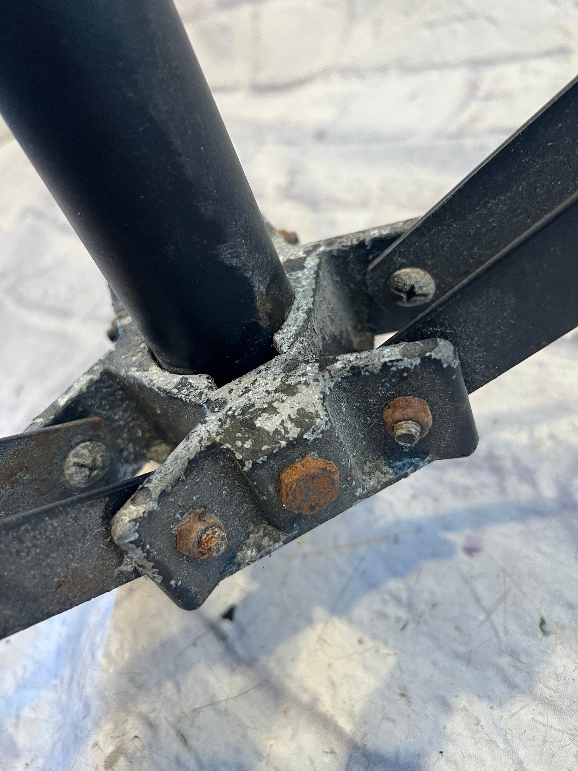 Unknown Crank Adjustment Speaker Stand