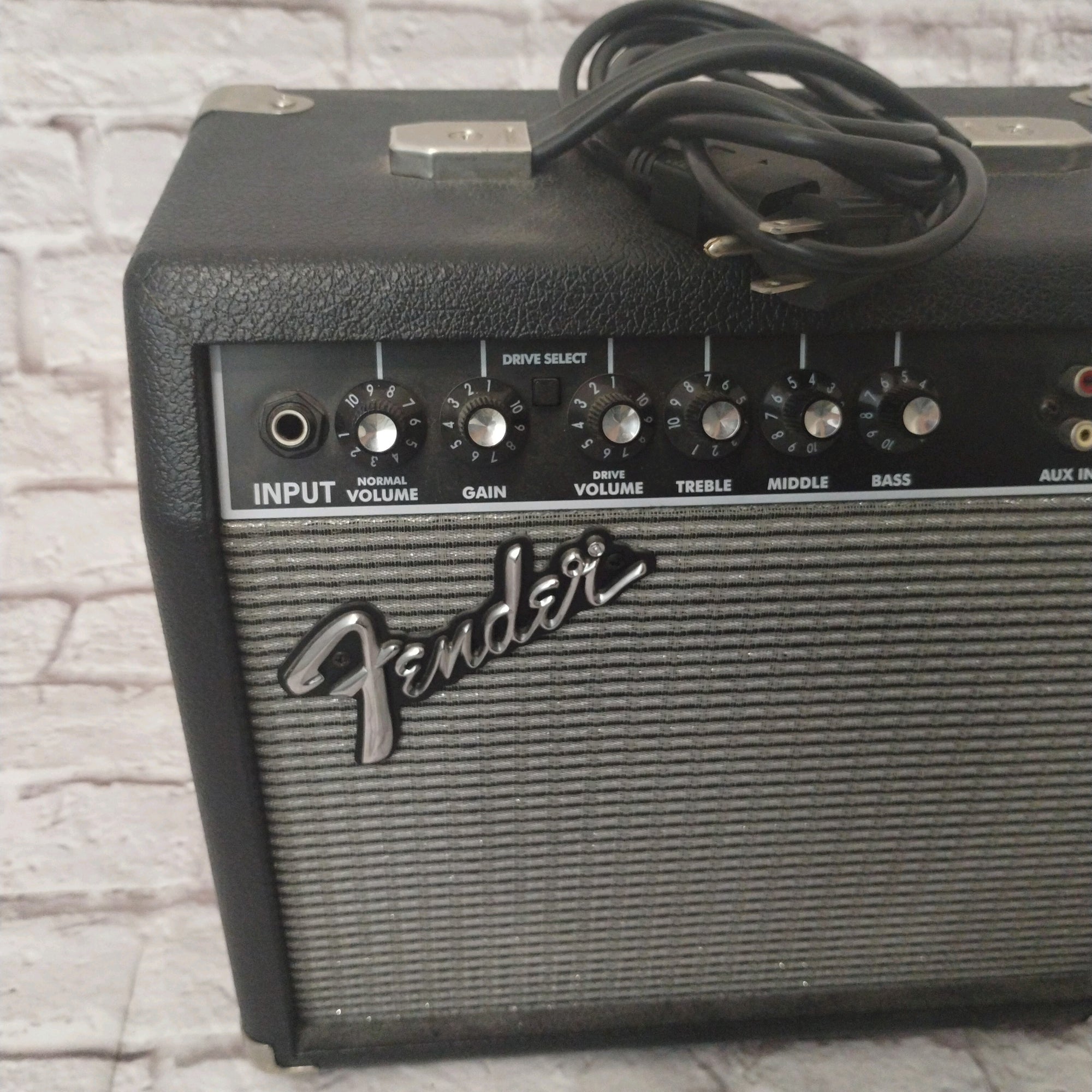 Fender 15G Practice Guitar Amp Guitar Combo Amp
