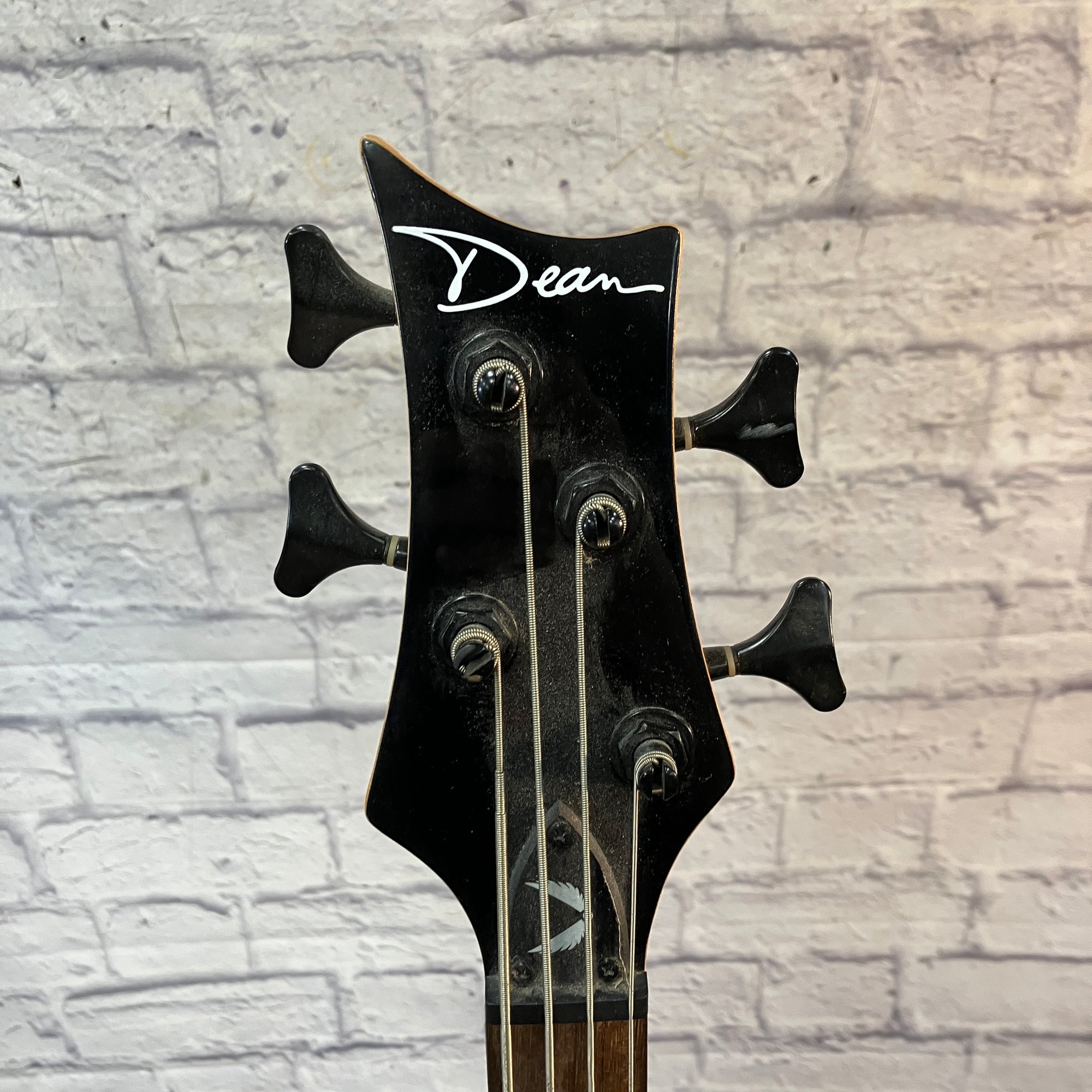 Dean Playmate 4-String Bass Black
