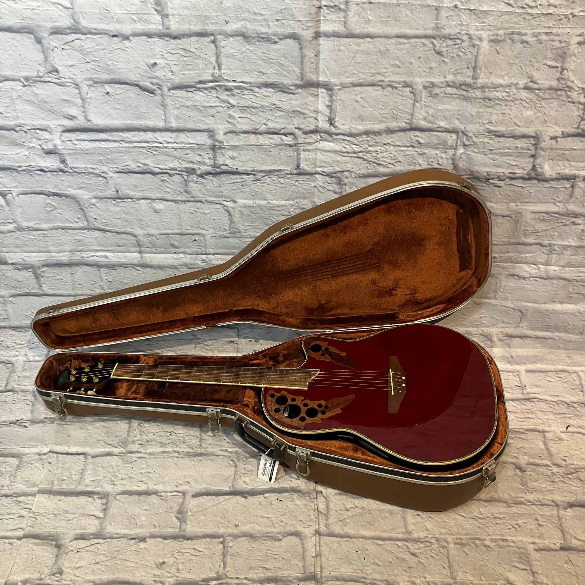 Ovation Celebrity CC44 Acoustic Guitar w/ OHSC