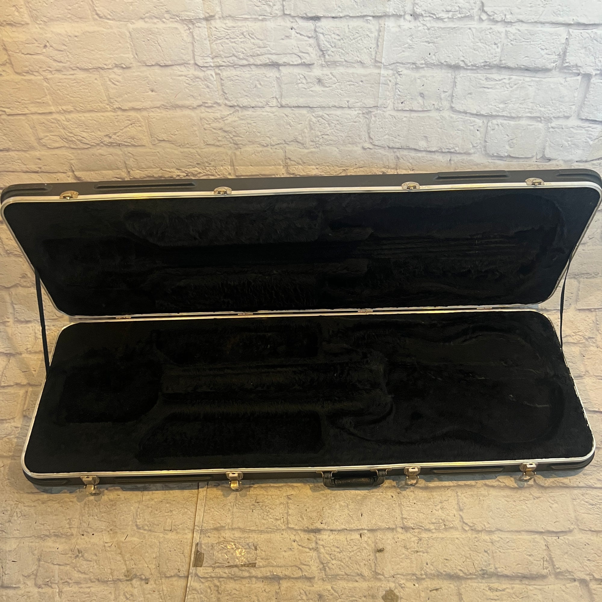 Music Man Molded Bass Hard Shell Case