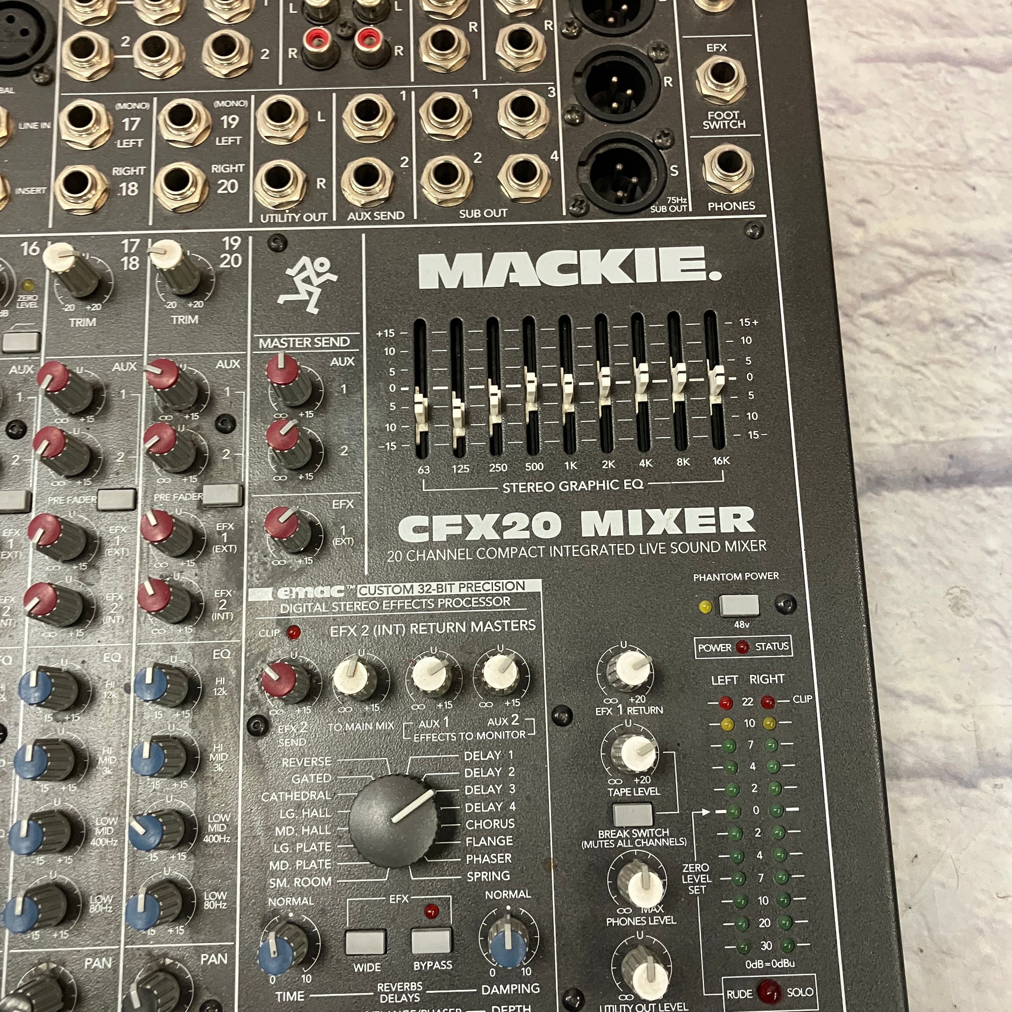 Mackie CFX20 20 Channel Mixing Desk
