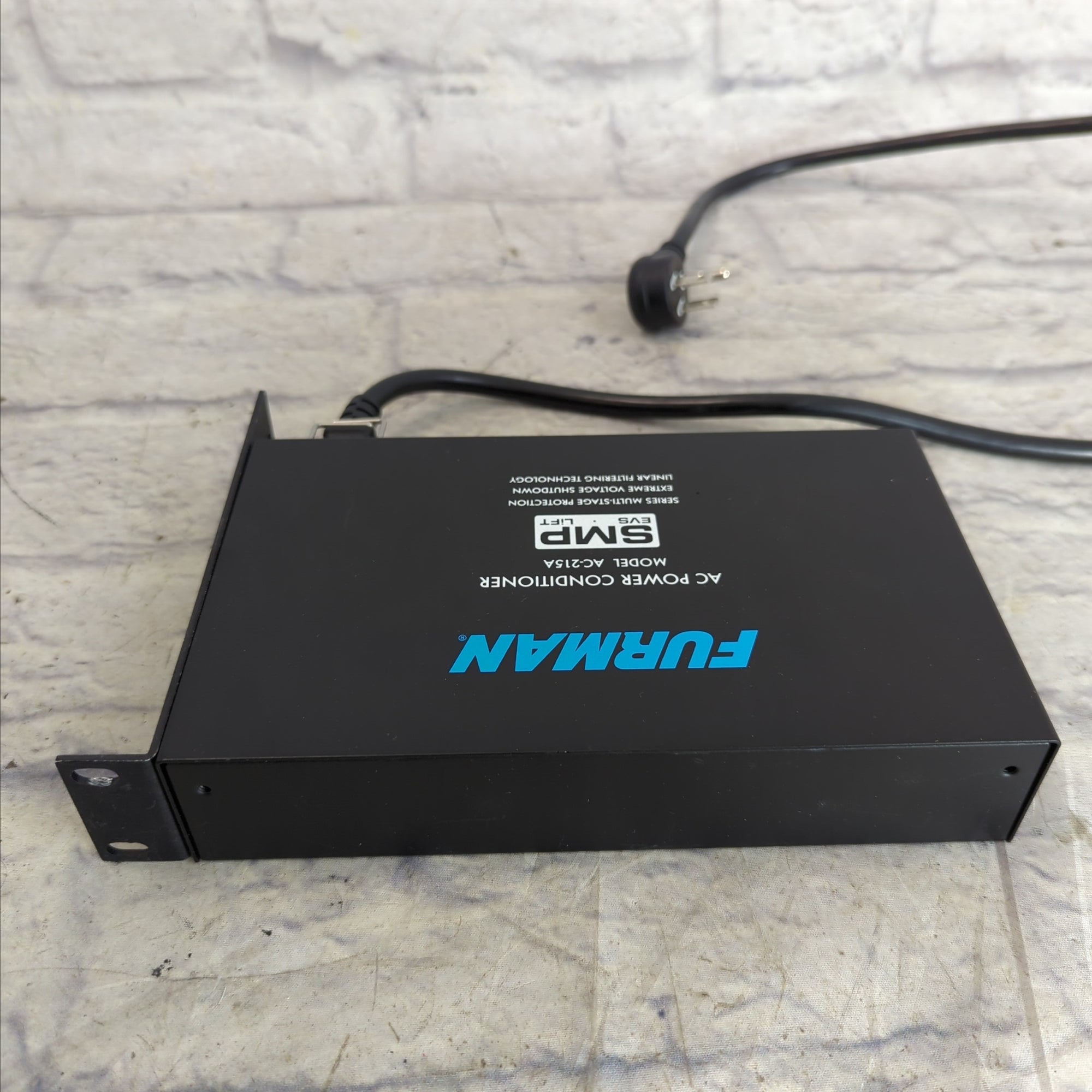Furman AC-215A Power Conditioner