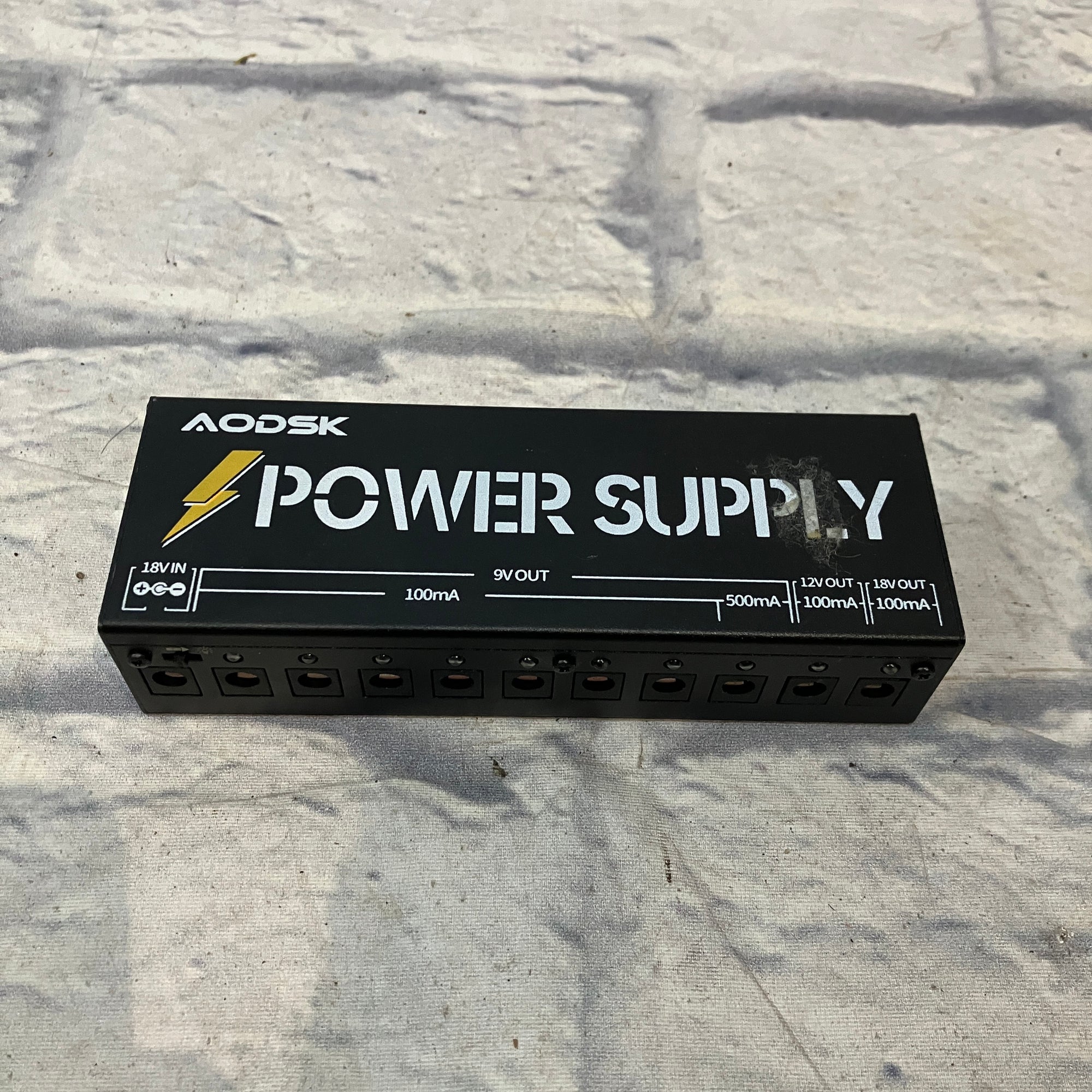 Aodsk Pedal Power Supply