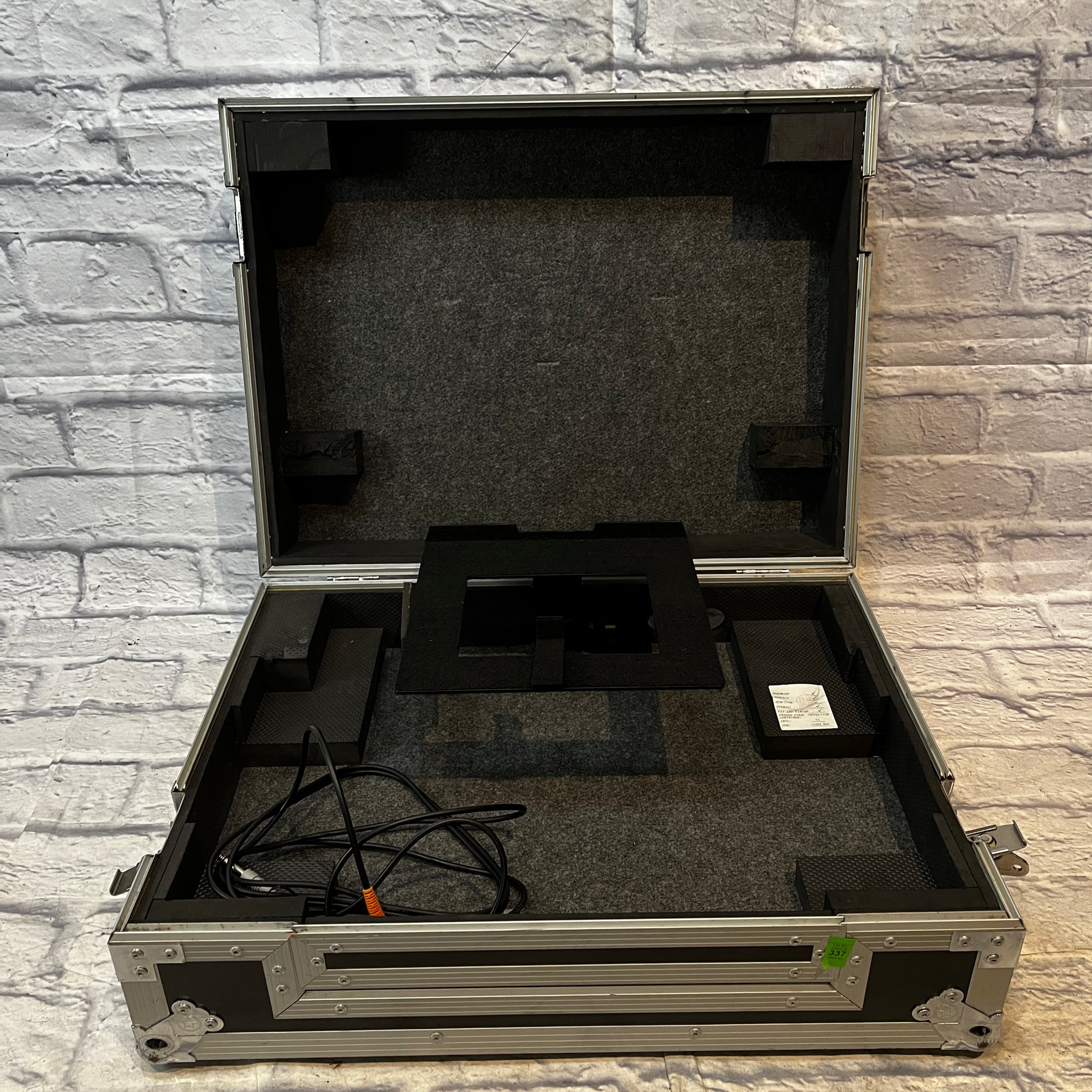 Roadrunner NS6 ATA Case