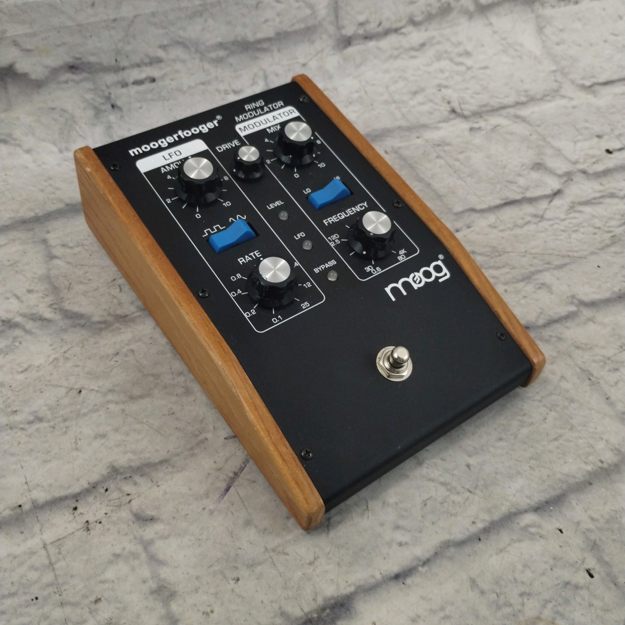 Moog MoogerFooger MF-102 Ring Modulator Pedal