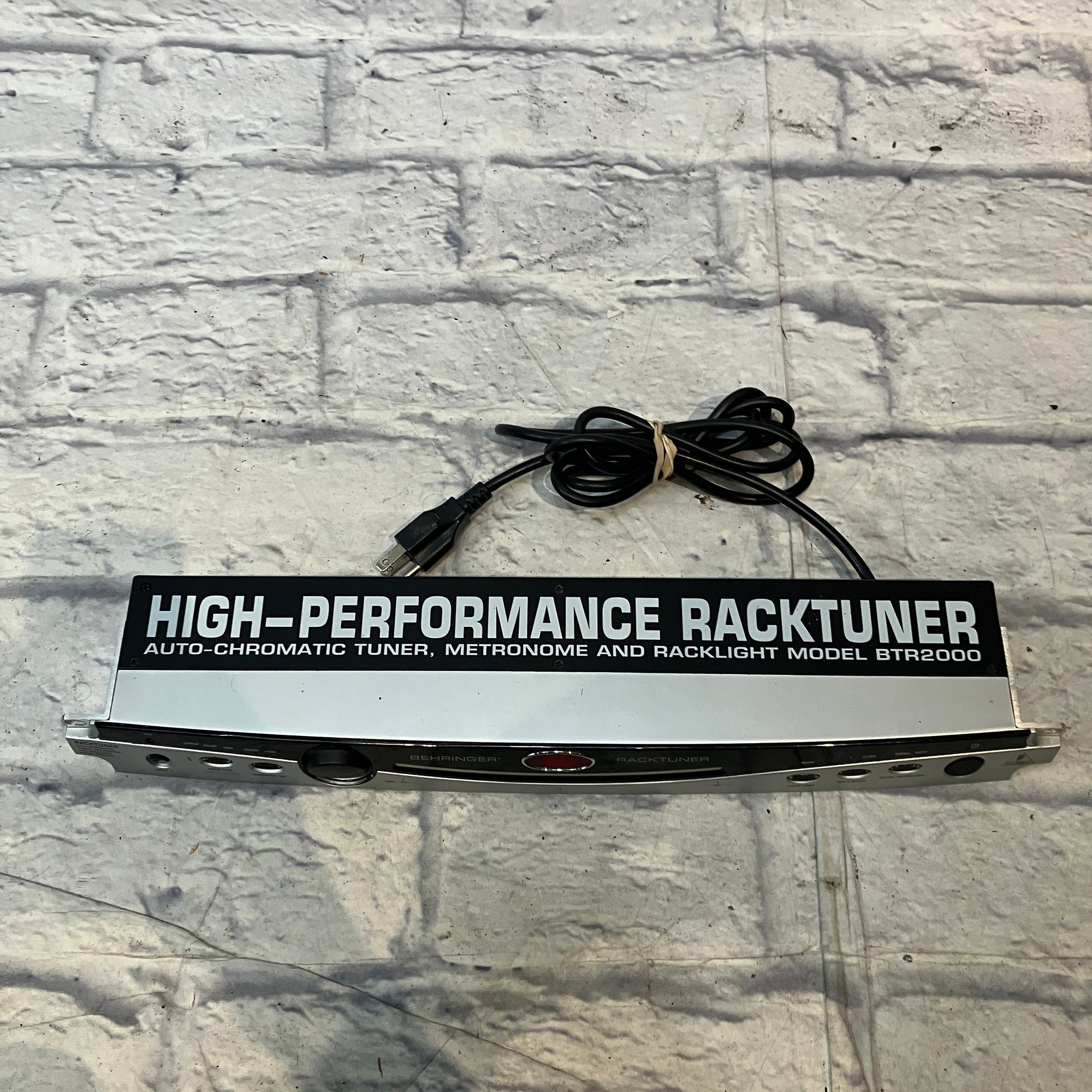 Behringer BTR2000 Racktuner Rack Tuner