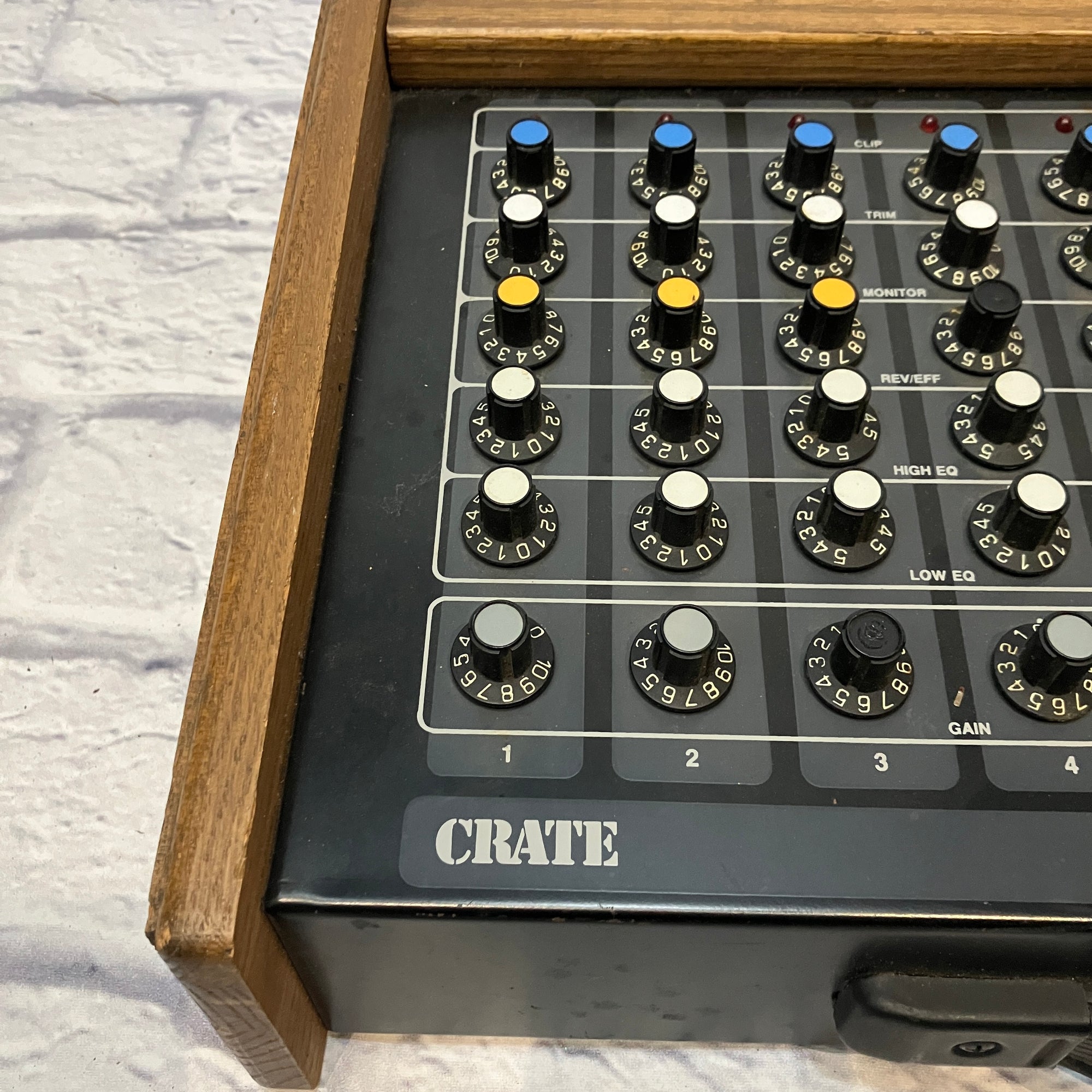 Crate Vintage PA 2306H Powered Mixer