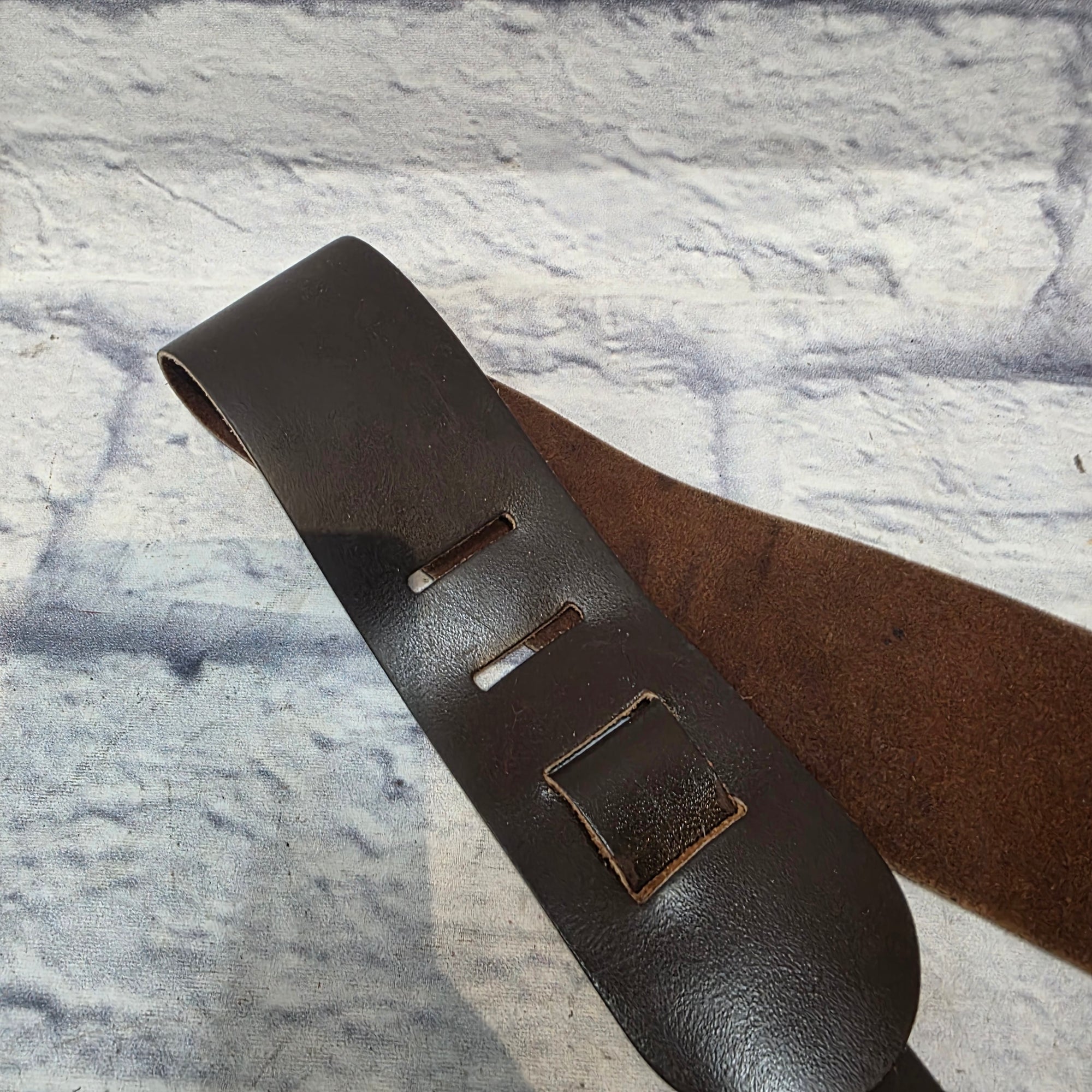 Unknown Brown Leather Strap