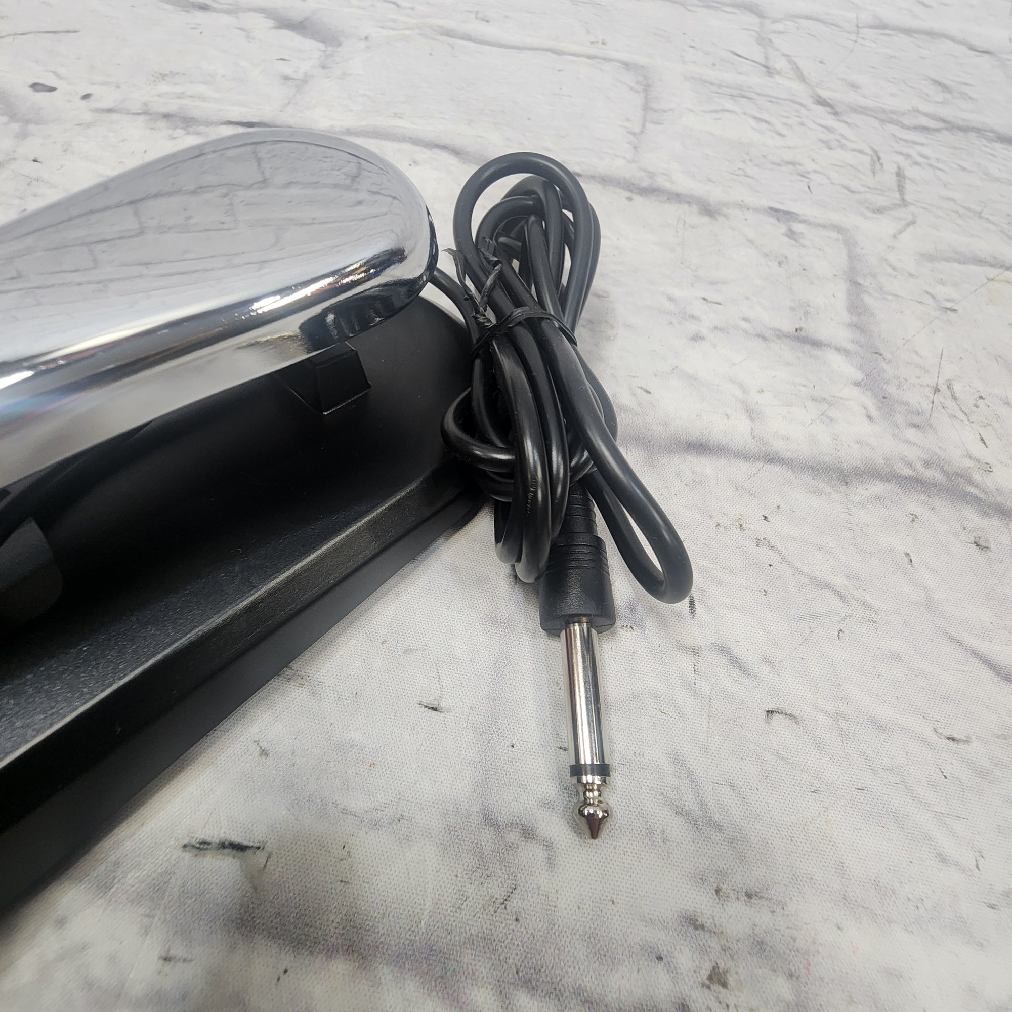 Proline PSS-20 Universal Piano Style Sustain Pedal