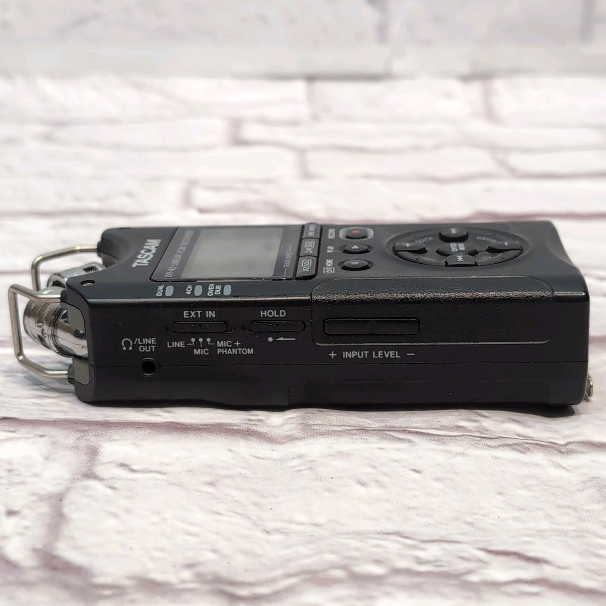 Tascam DR-40 Linear PCM Digital Field Recorder
