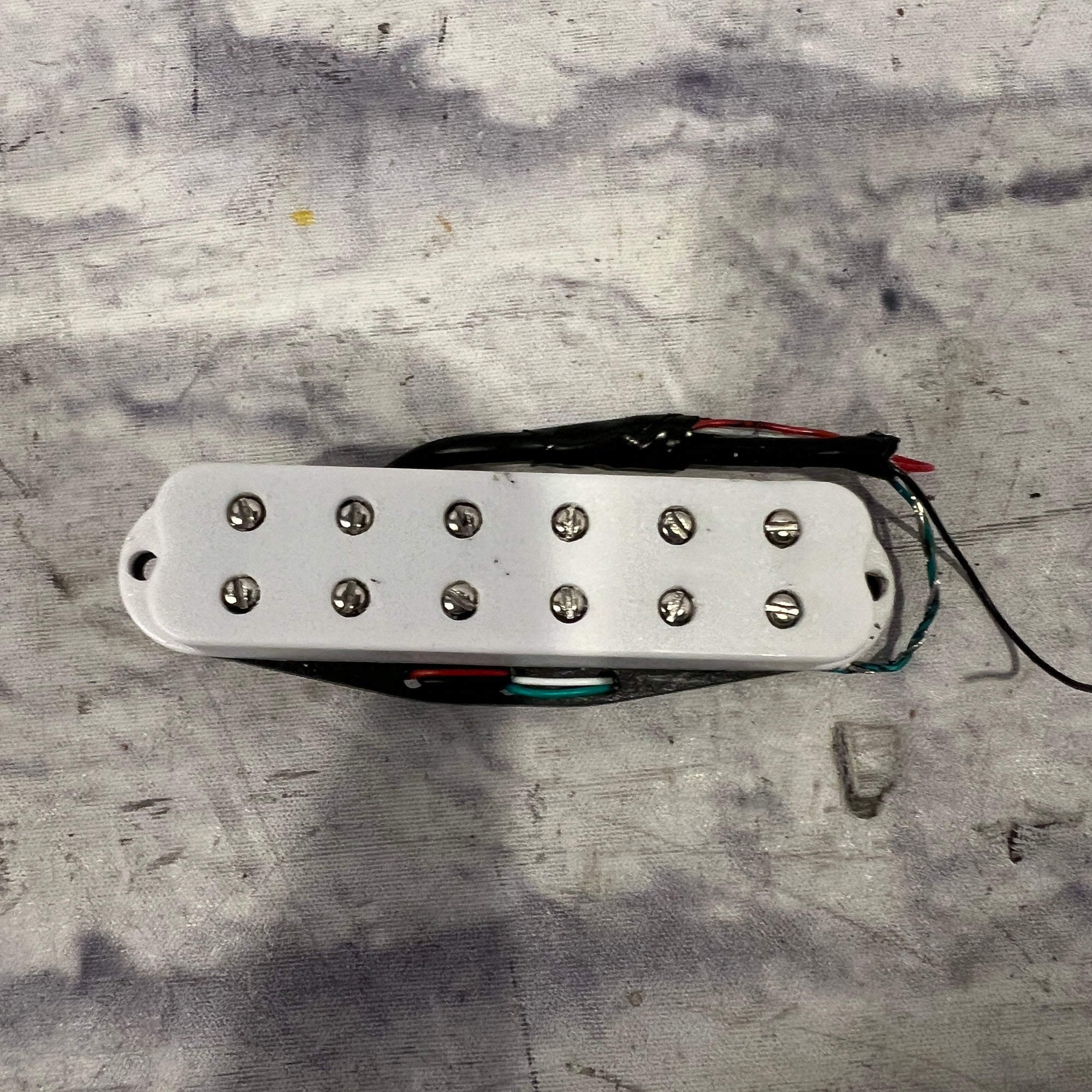 Unknown Single Coil Sized Bridge Humbucker Pickup