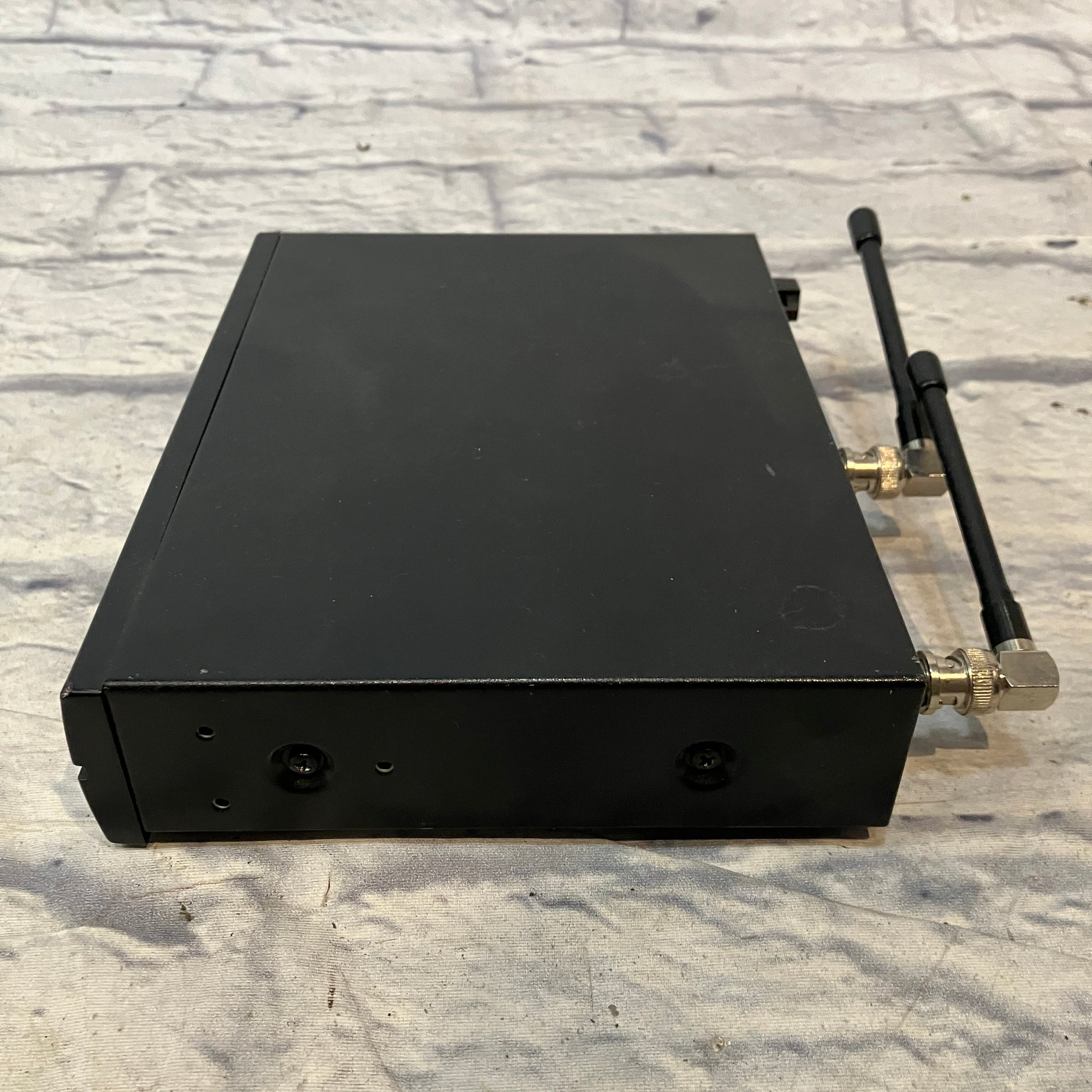 Audio Technica ATW-R2100a Wireless Receiver