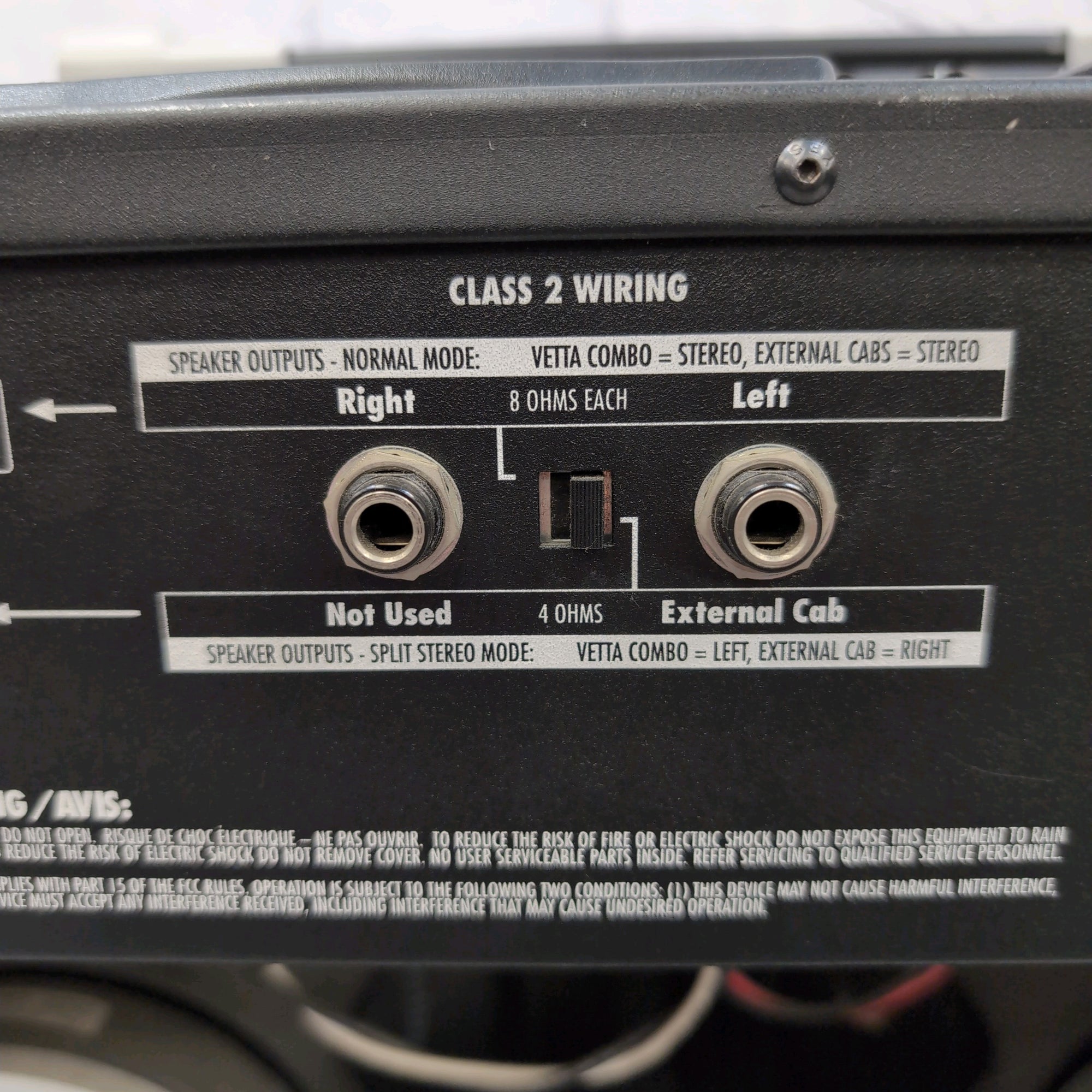 Line 6 Vetta 2x12 Modeling Guitar Combo Amp