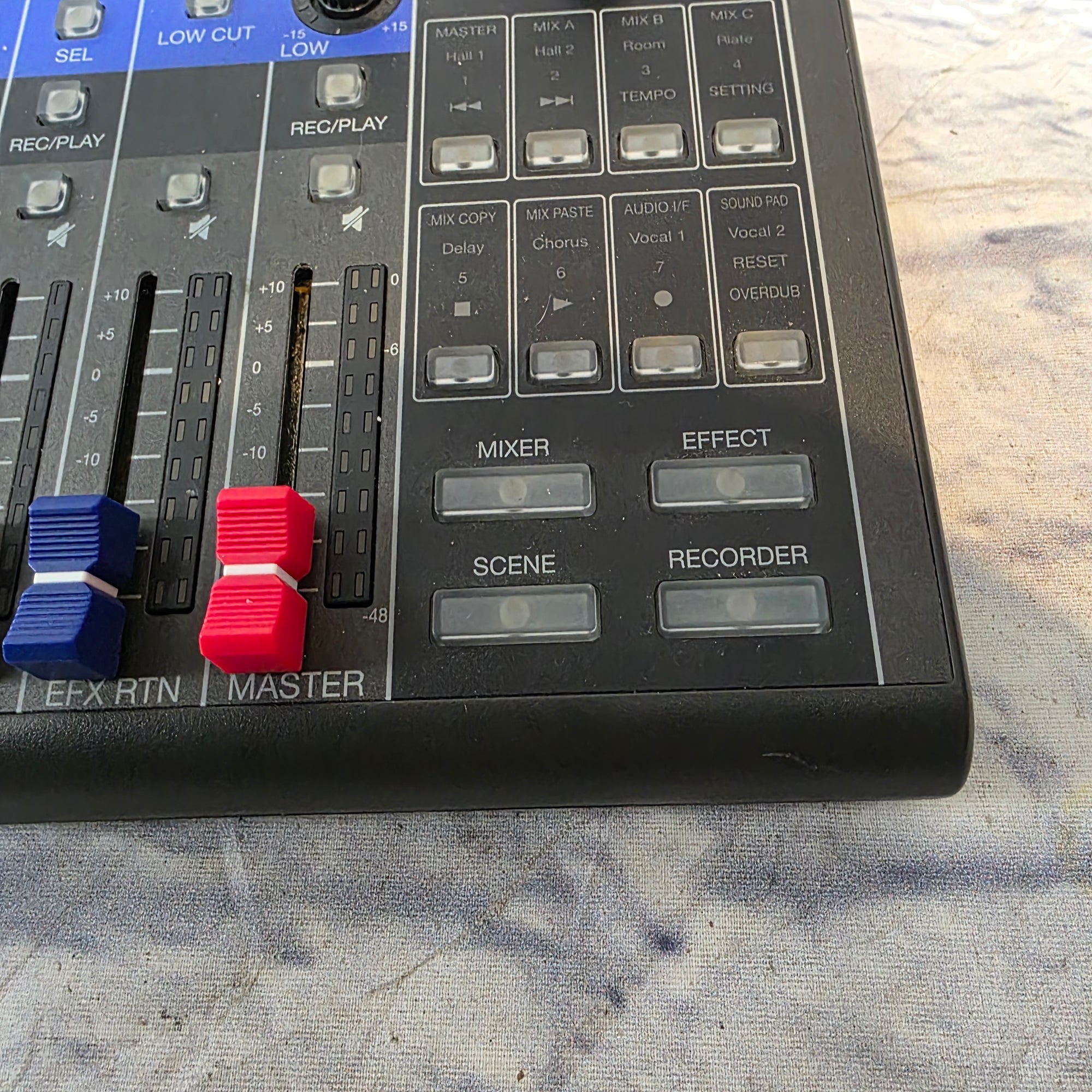 Zoom Live-Trak L-8 Digital Recorder