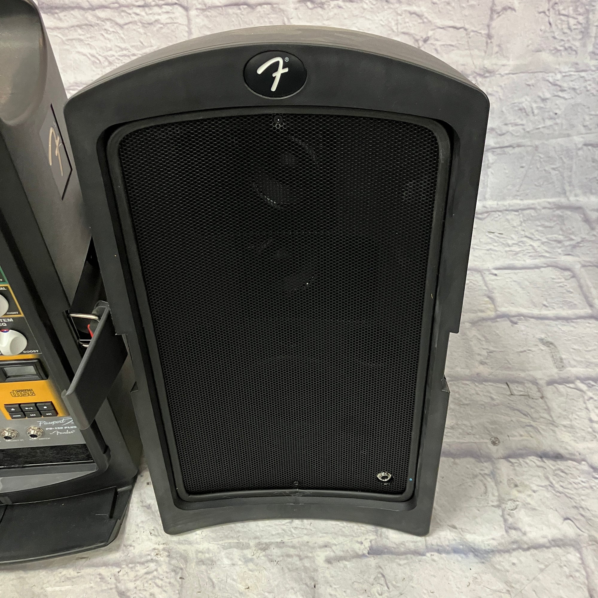 Fender Passport PD-150 Plus Portable PA
