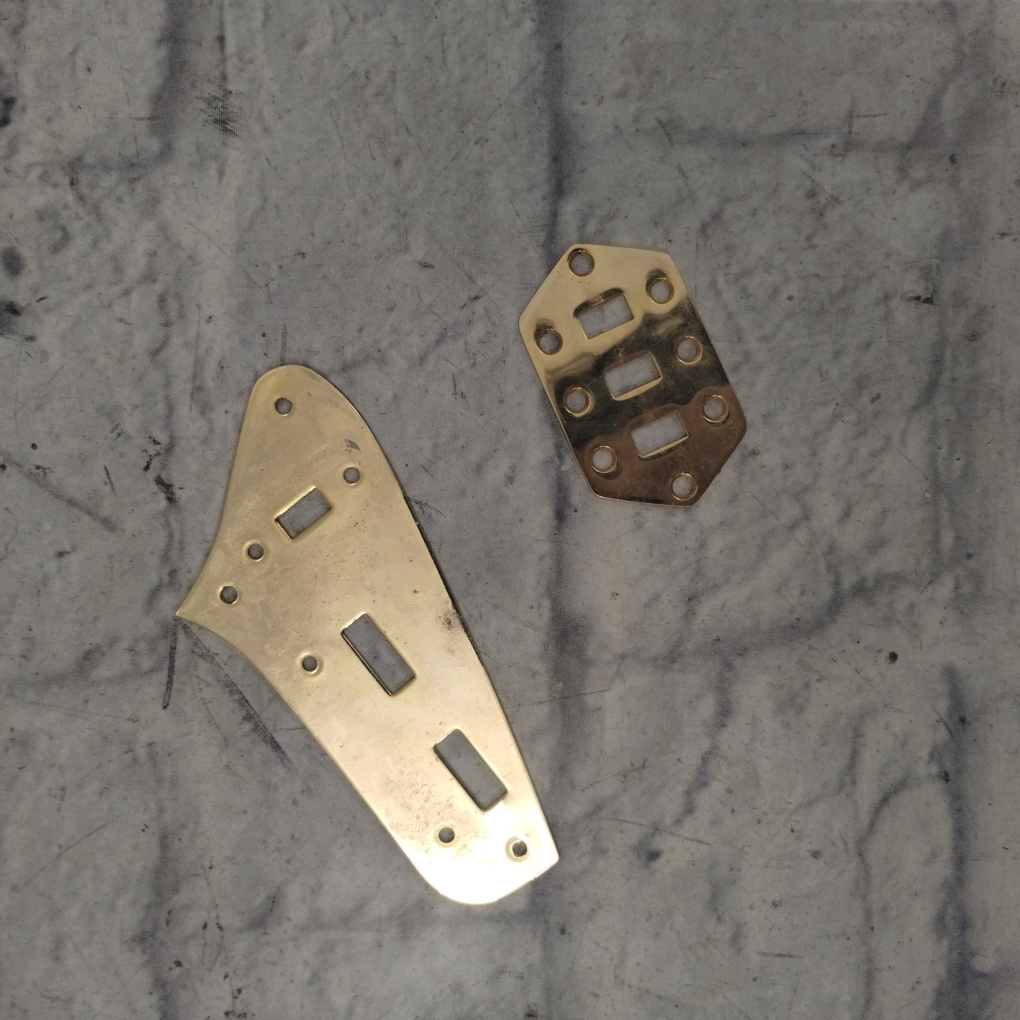 Fender Accessories Jaguar Hardware Kit (Gold)