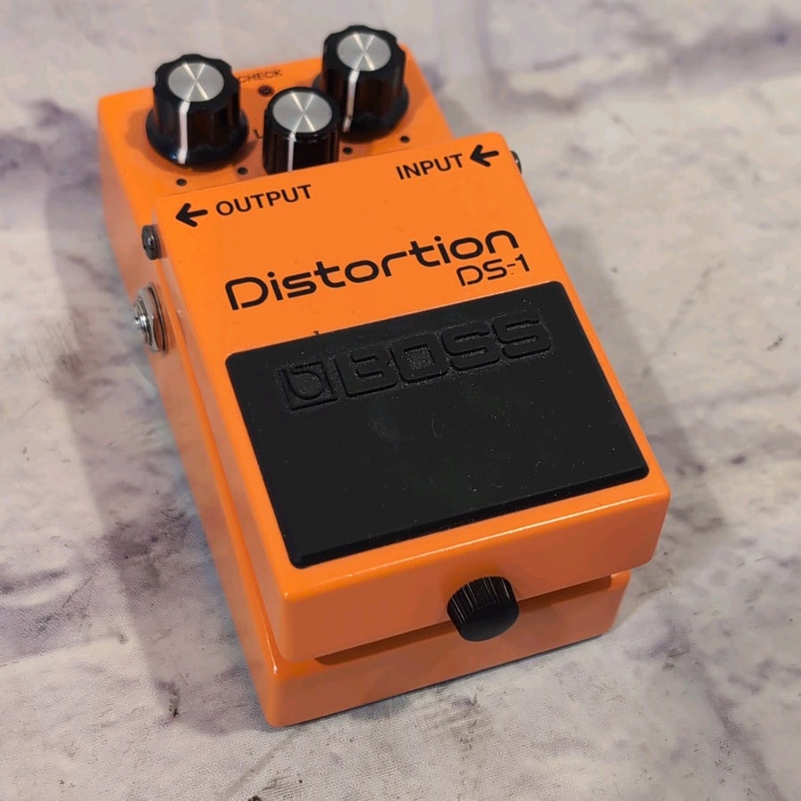 Boss DS-1 Distortion Pedal