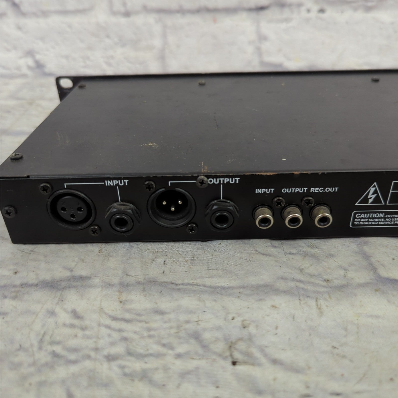 Art 353 Graphic EQ Rack EQ