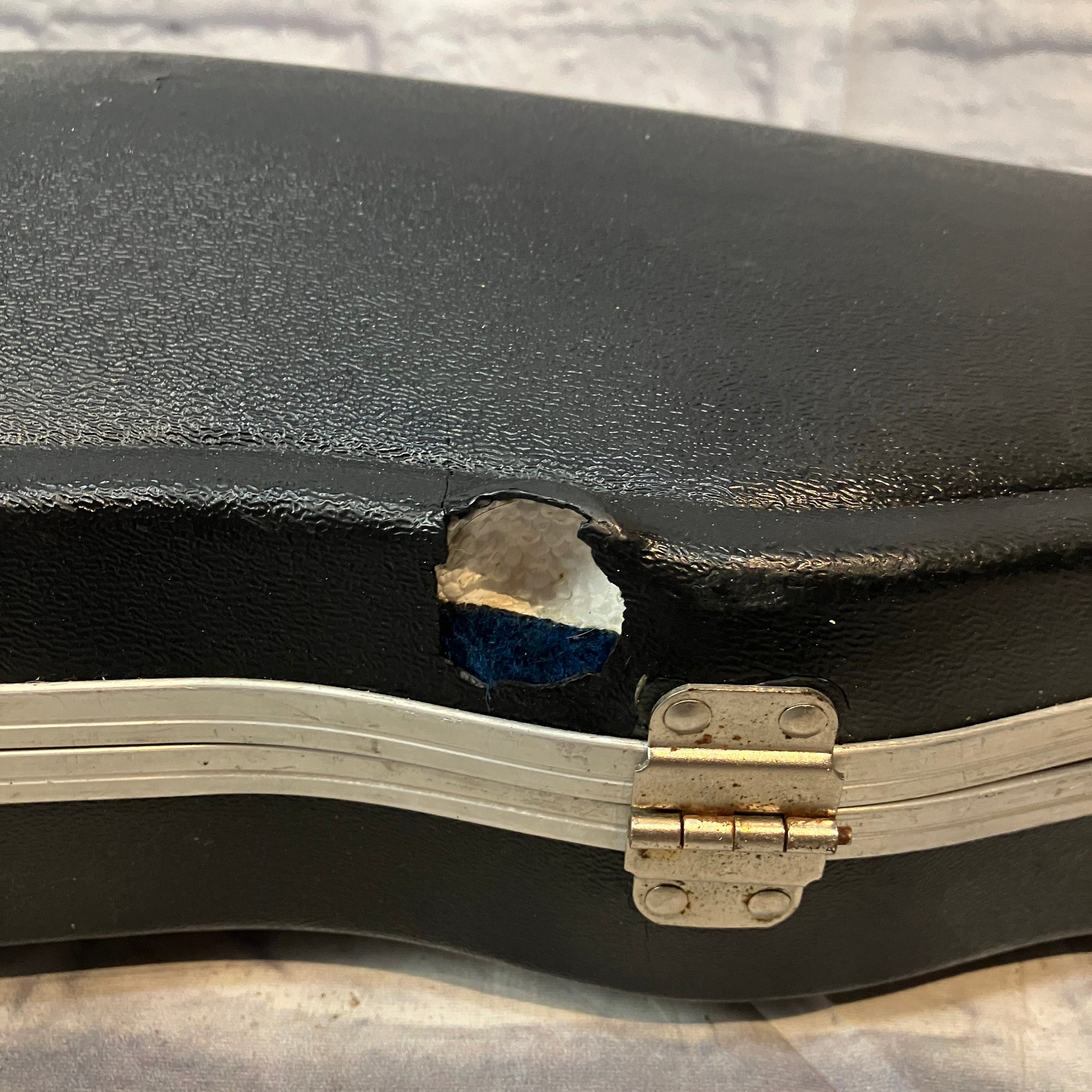 William Lewis & Son Model 126 1/2 Size Violin for parts or repair w/ SKB Case