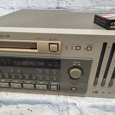 Tascam DA-88 Cassette Recorder (Medium)