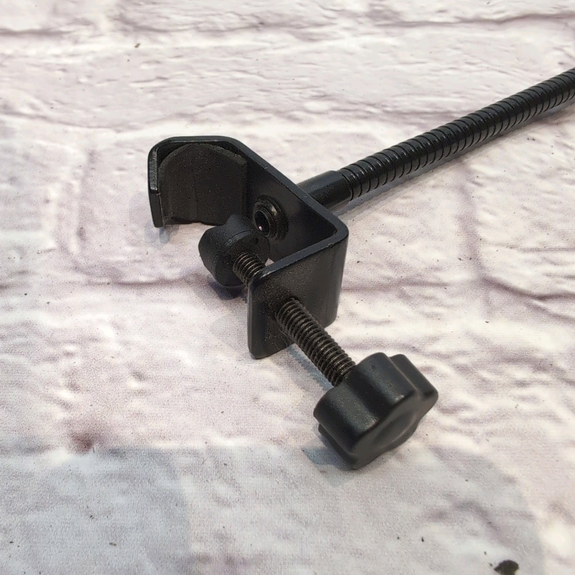 Unknown Pop Filter