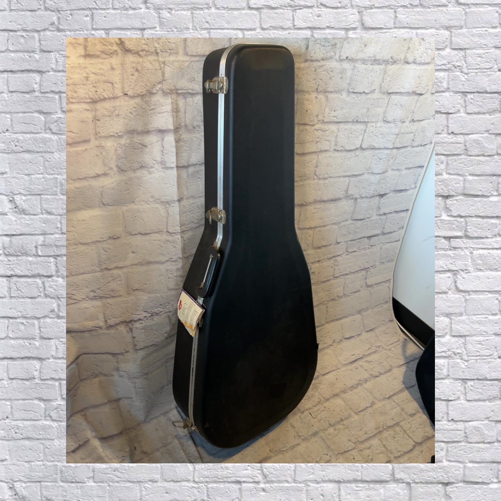 SKB 30  Acoustic Guitar Hard Case