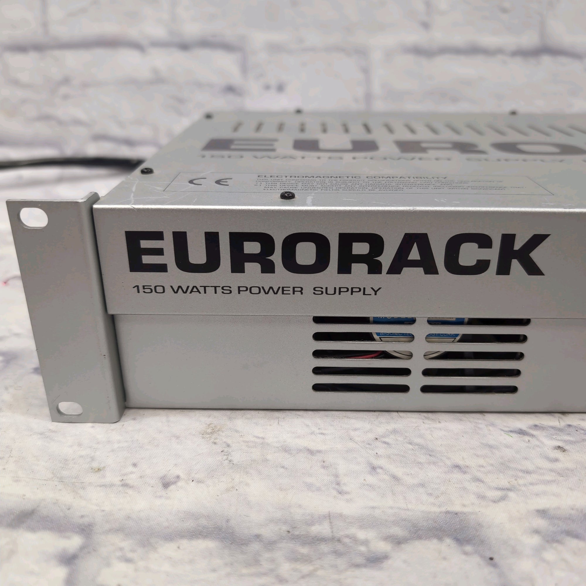 Behringer MX3242X Eurorack Power Supply - Evolution Music