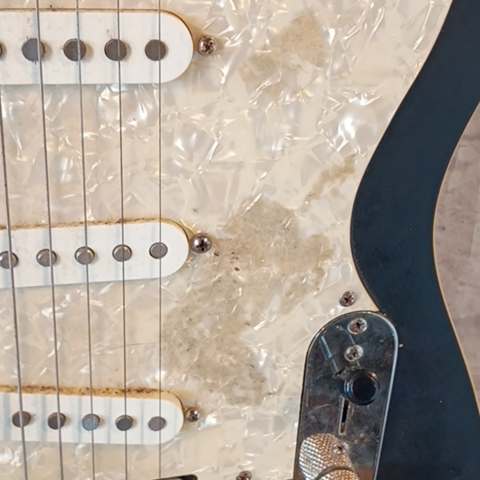 Deltatone Strat Tele Hybrid Electric Guitar