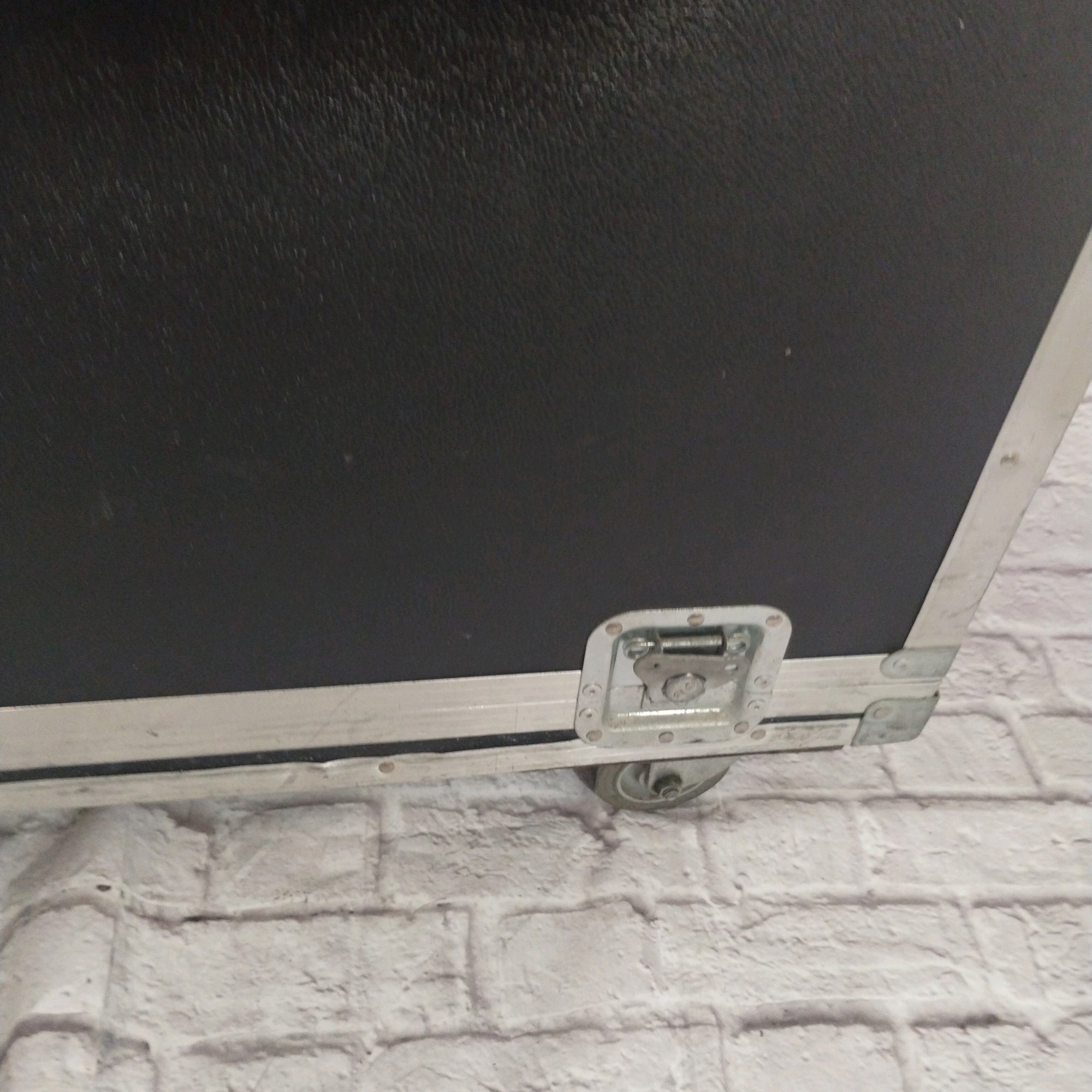 Roadie 4x12 Cabinet Road Case