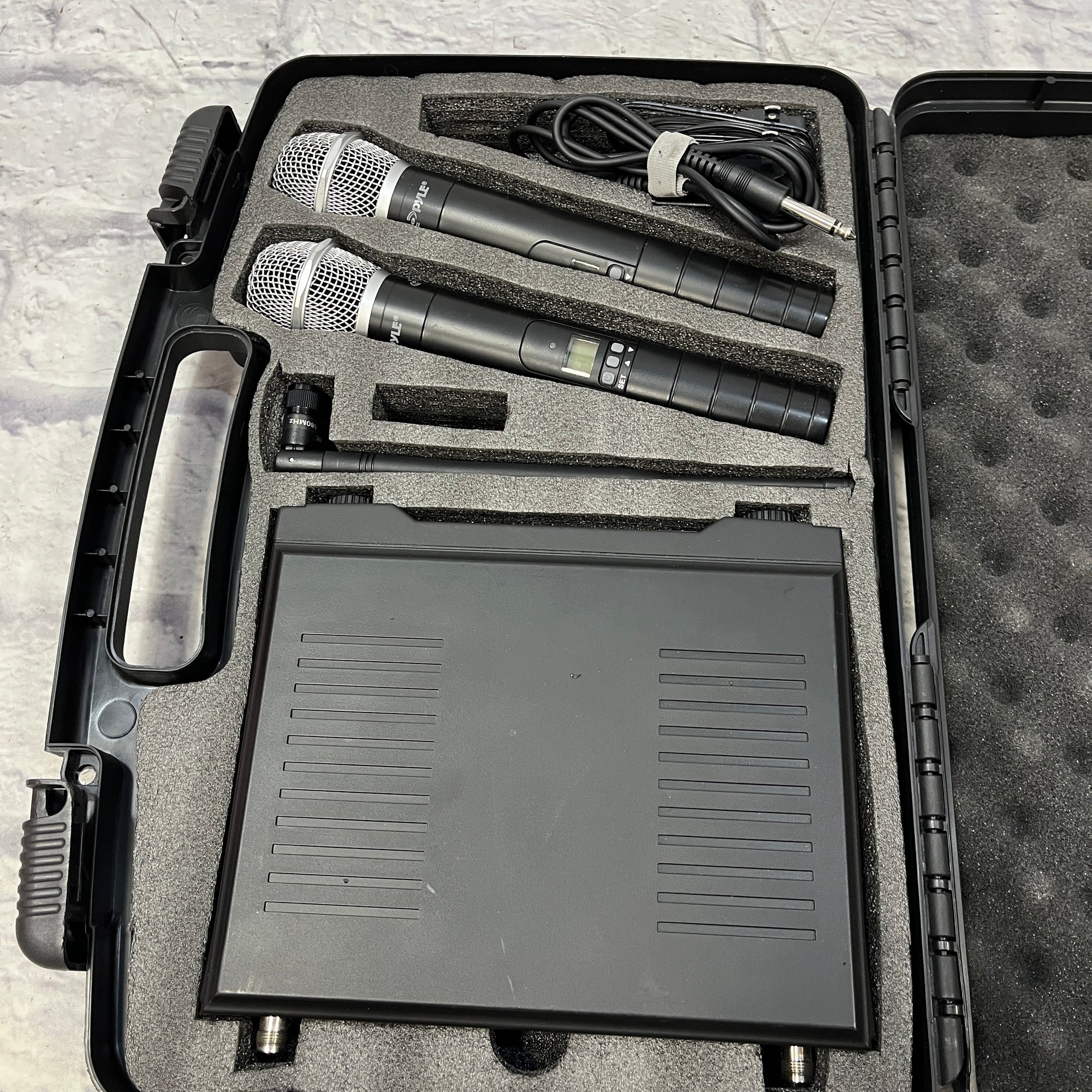 Pyle Pro PDWM3300 Dual Handheld Wireless Microphone