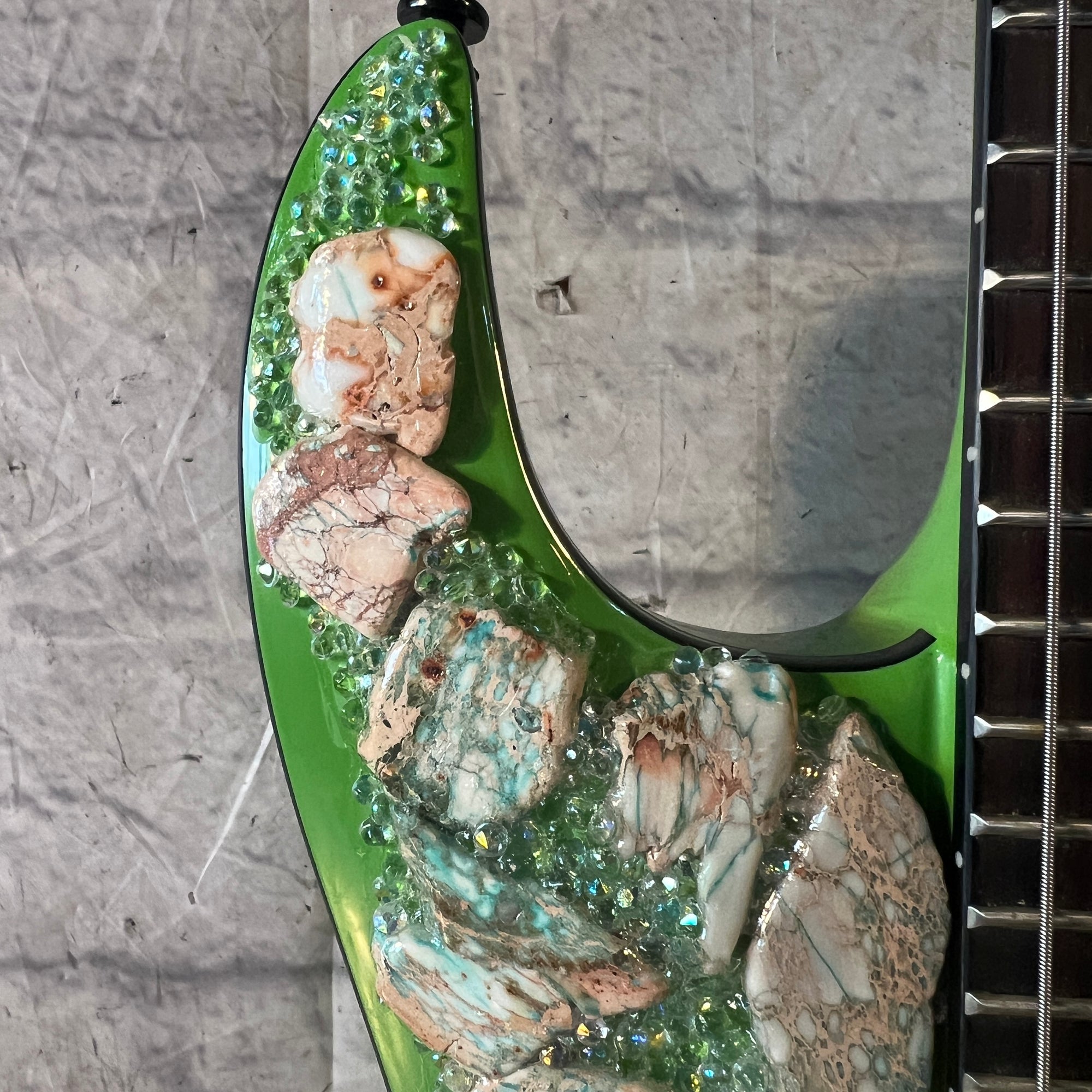 Unknown 8-String Electric Guitar for Classy Folk