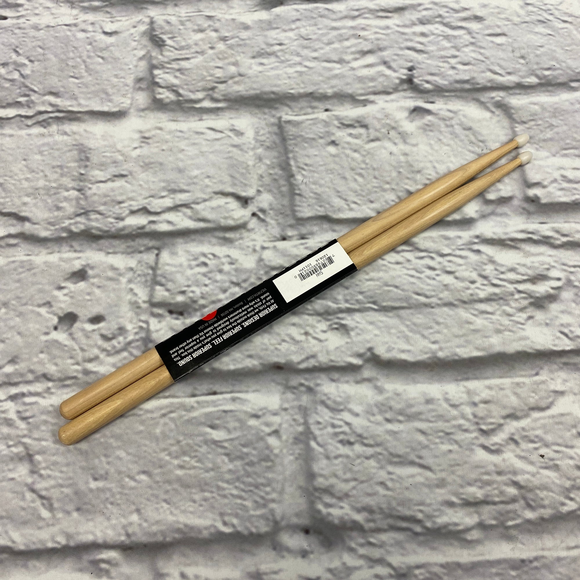 Vic Firth Hickory American Classic Drum Sticks