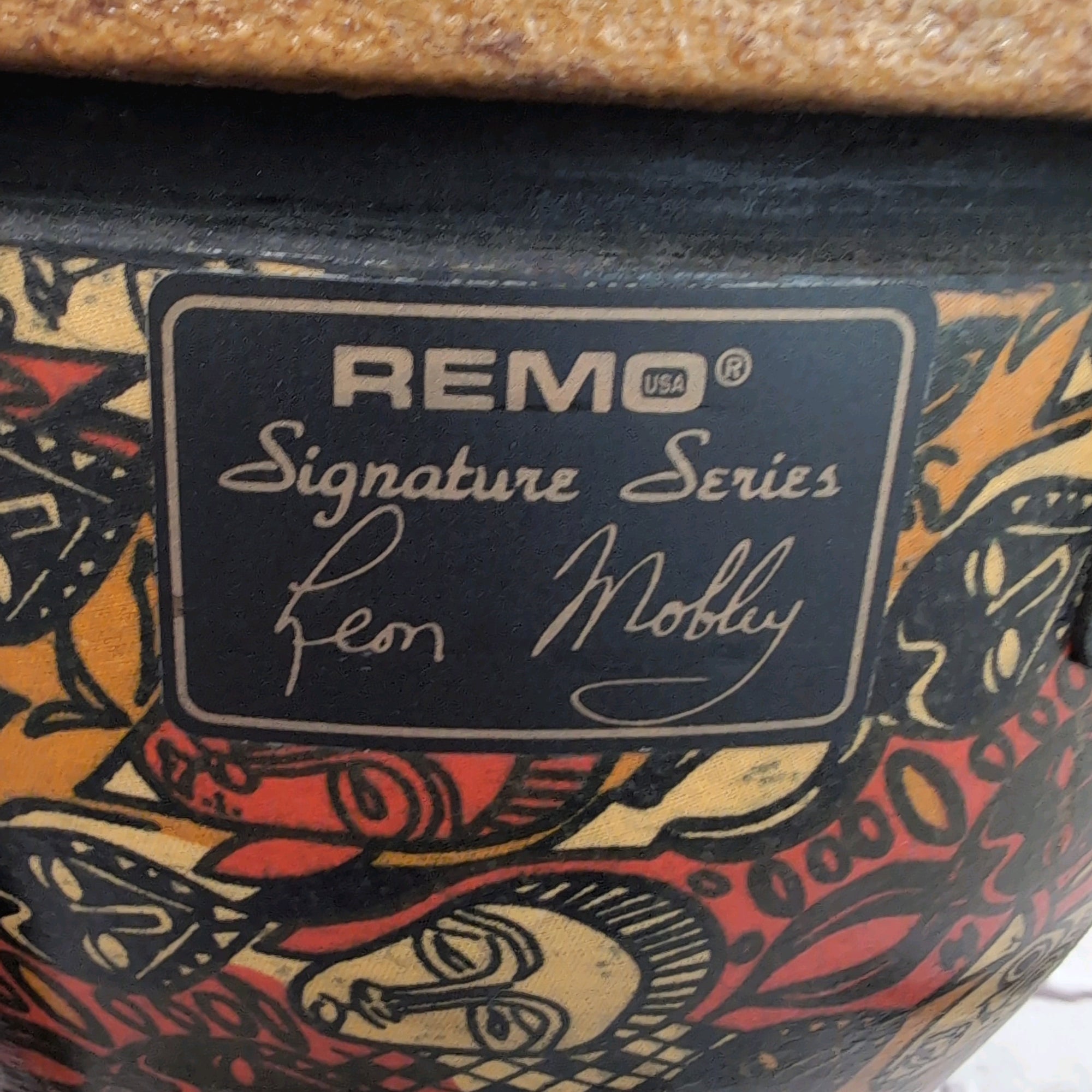 Remo Signature Series Leon Mobley Djembes 12" w/ Stand